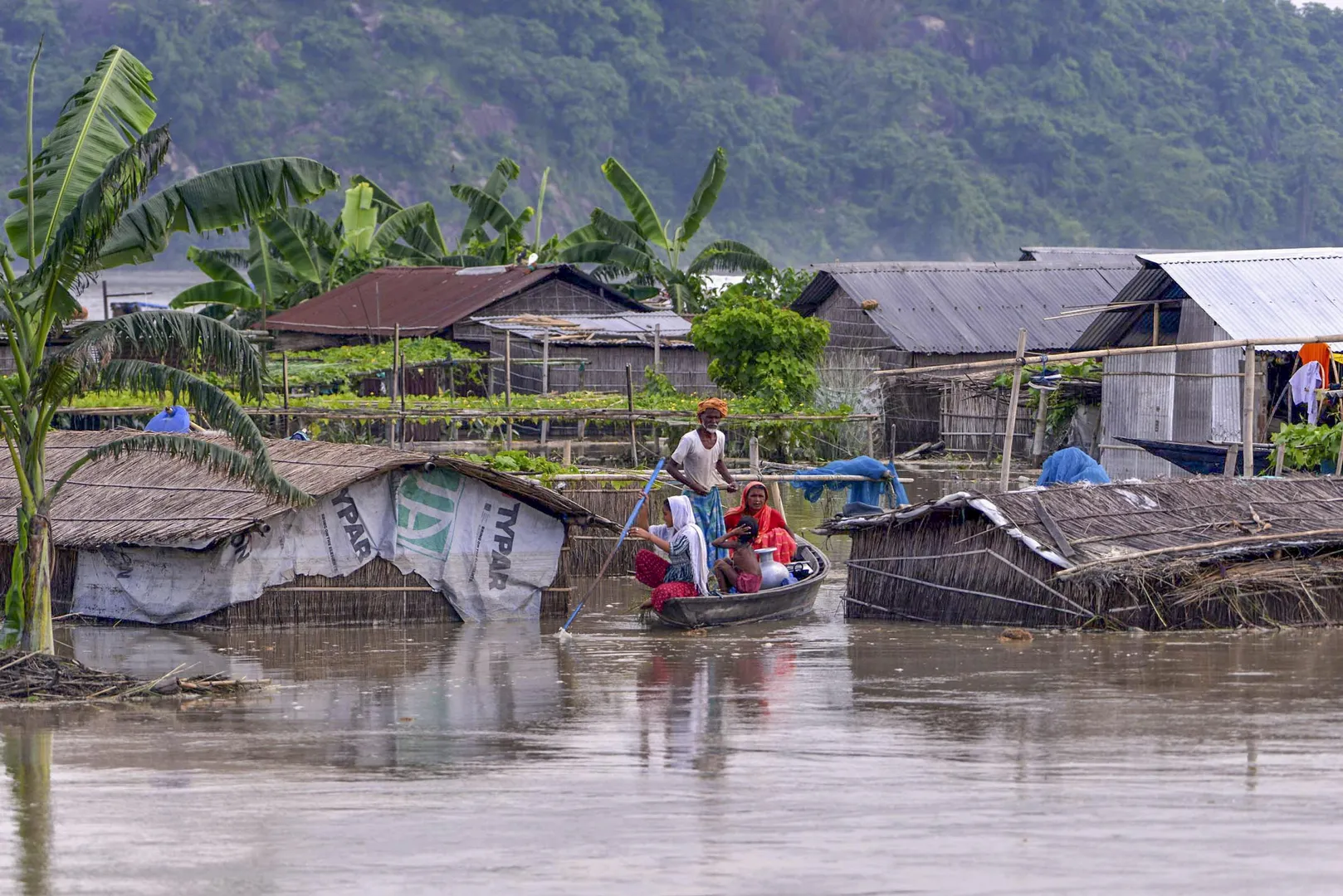  Second wave of floods hits Assam, affects 22,000 people, claims 2 lives post image