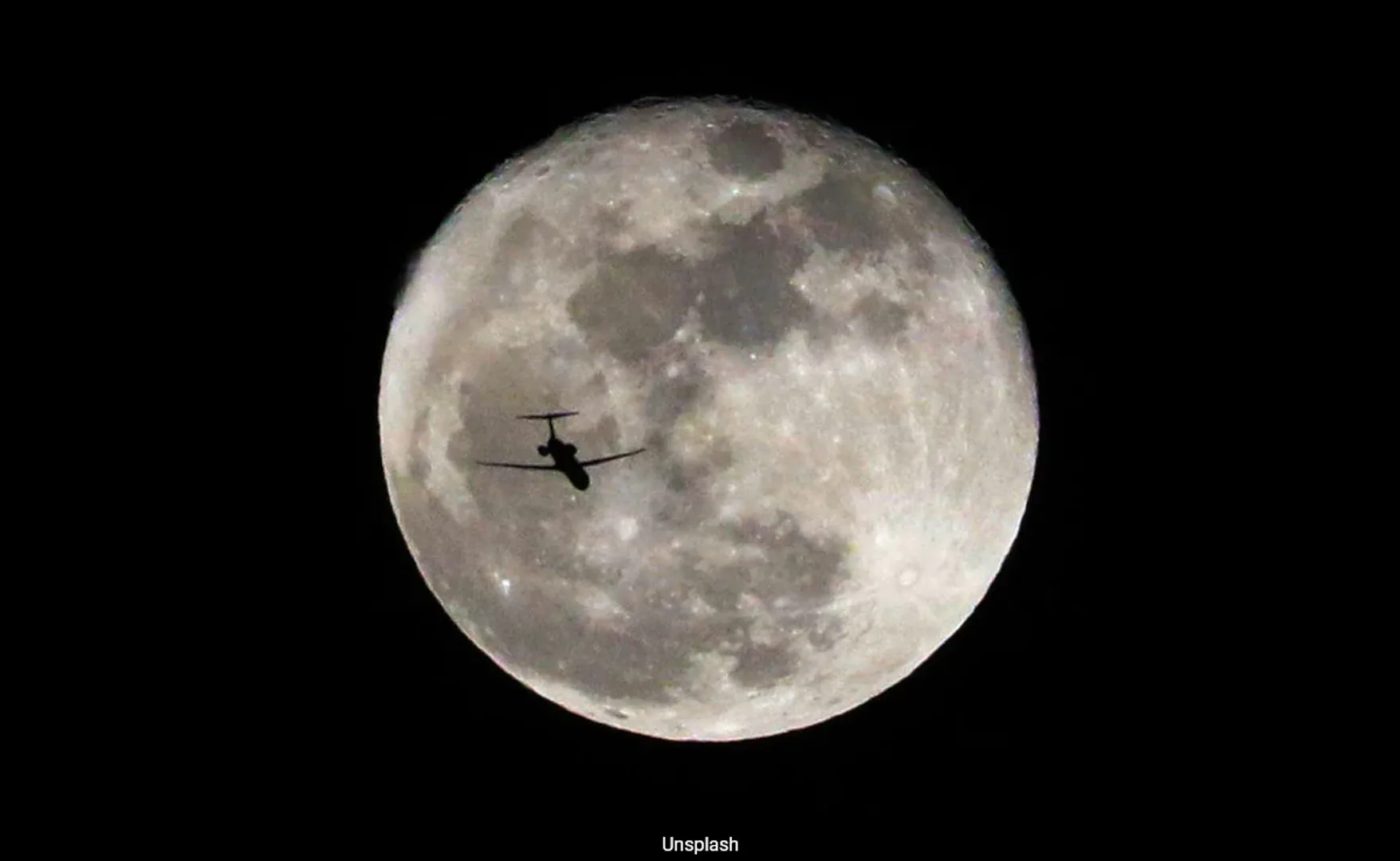  Moon slowly moves away from earth every year: Reason post image