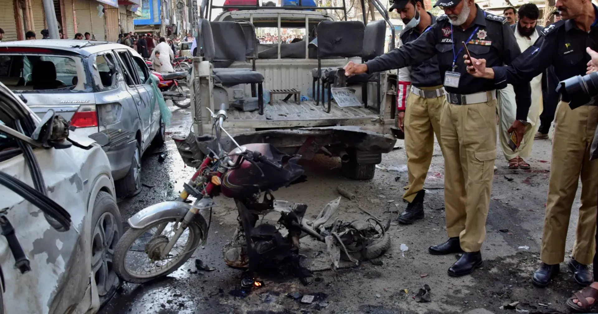  8 people dead, several injured after deadly blast near paramilitary HQ in Pakistan post image
