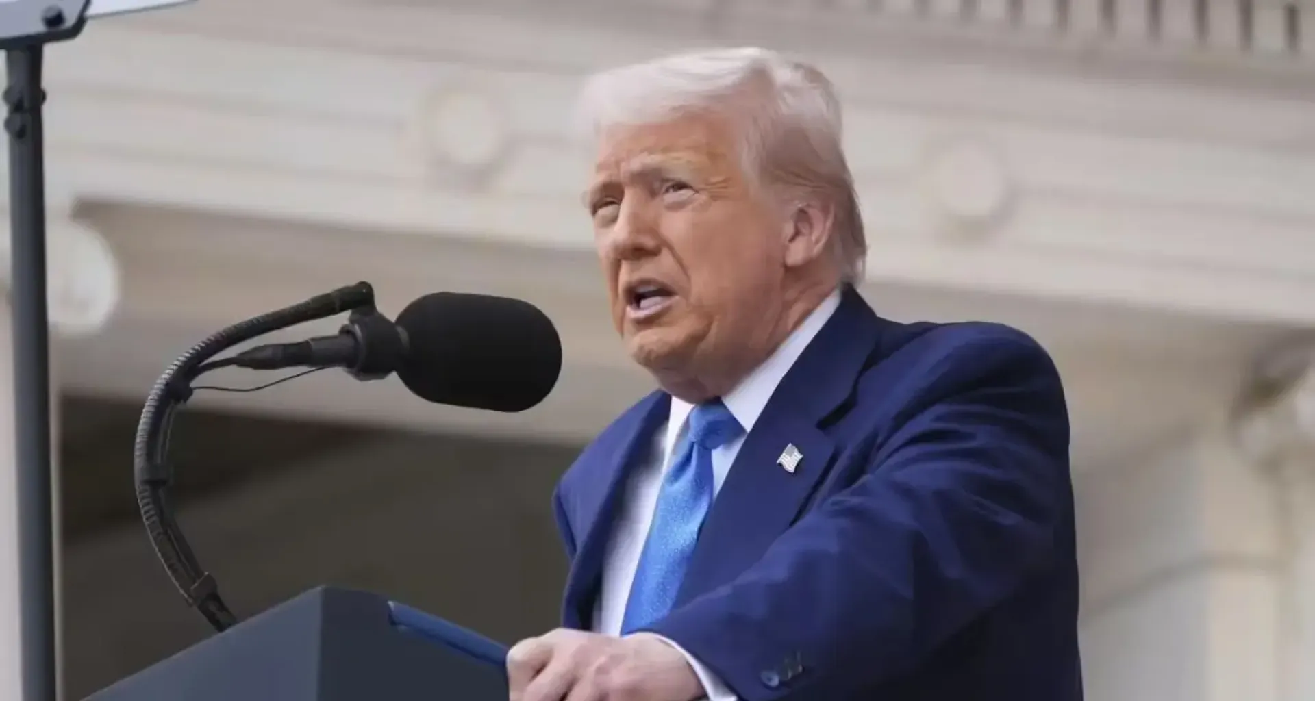  Threatened with 200% tariff: Trump reclaims he stopped India-Pakistan conflict post image