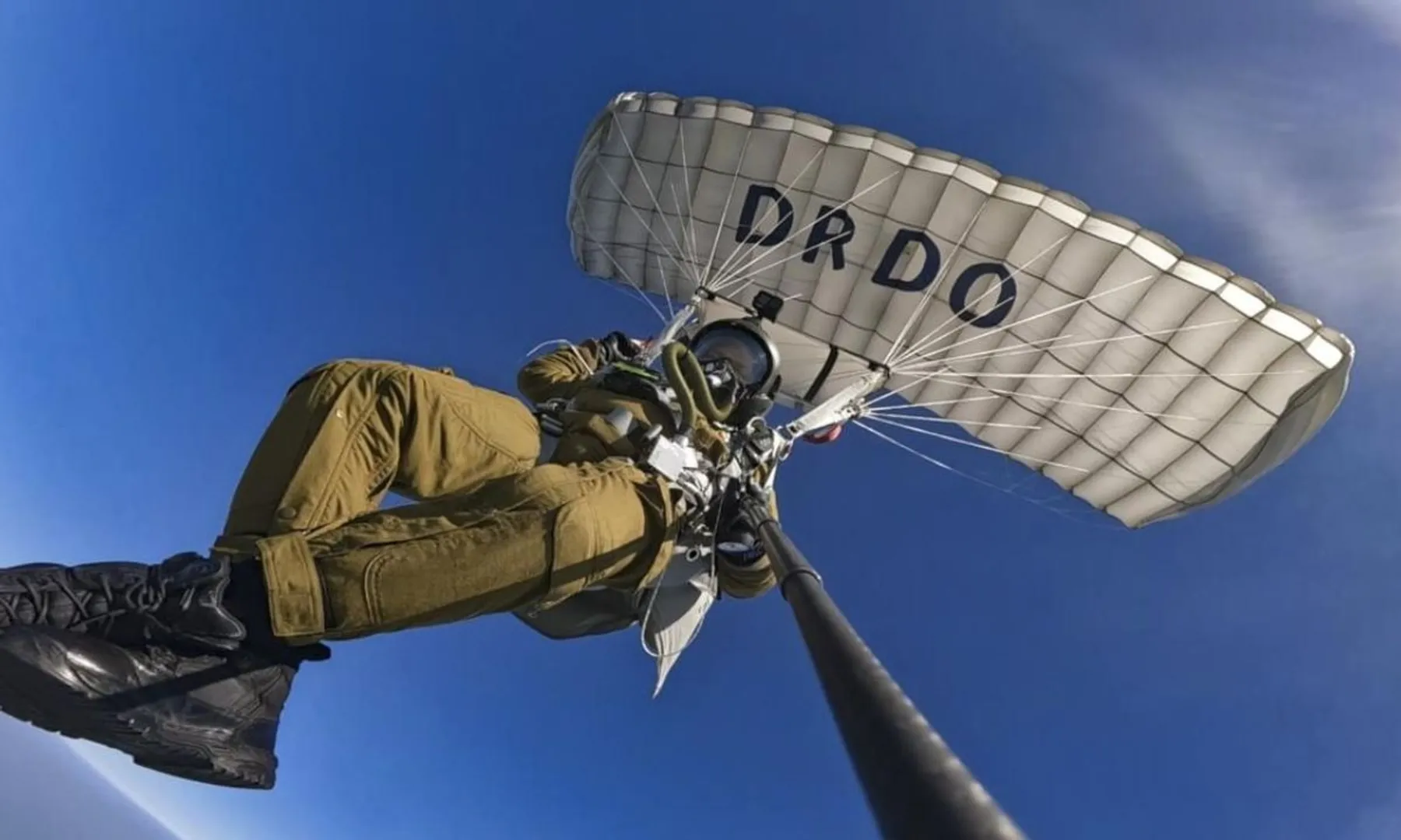  DRDO successfully tests India’s first military parachute system from 32,000 ft post image