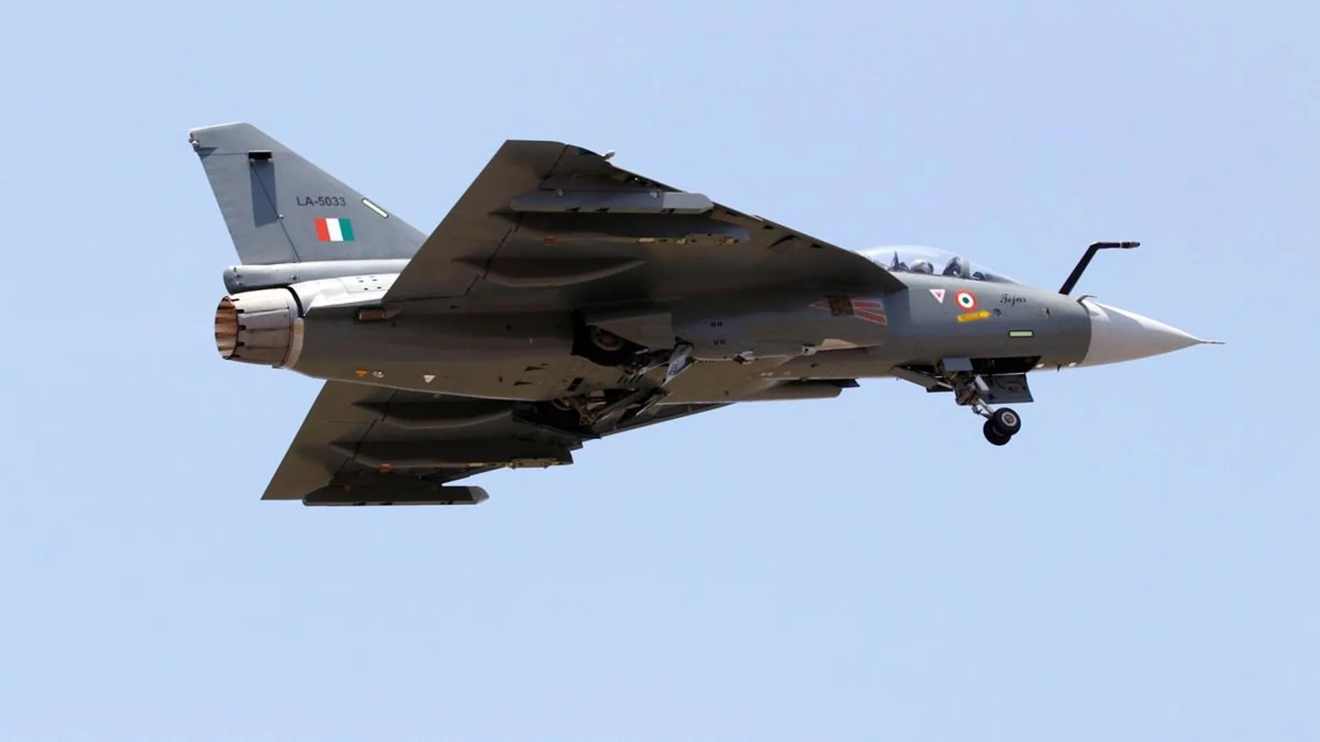  HAL conducts maiden flight of LCA Tejas Mk1A at new Nashik production line post image