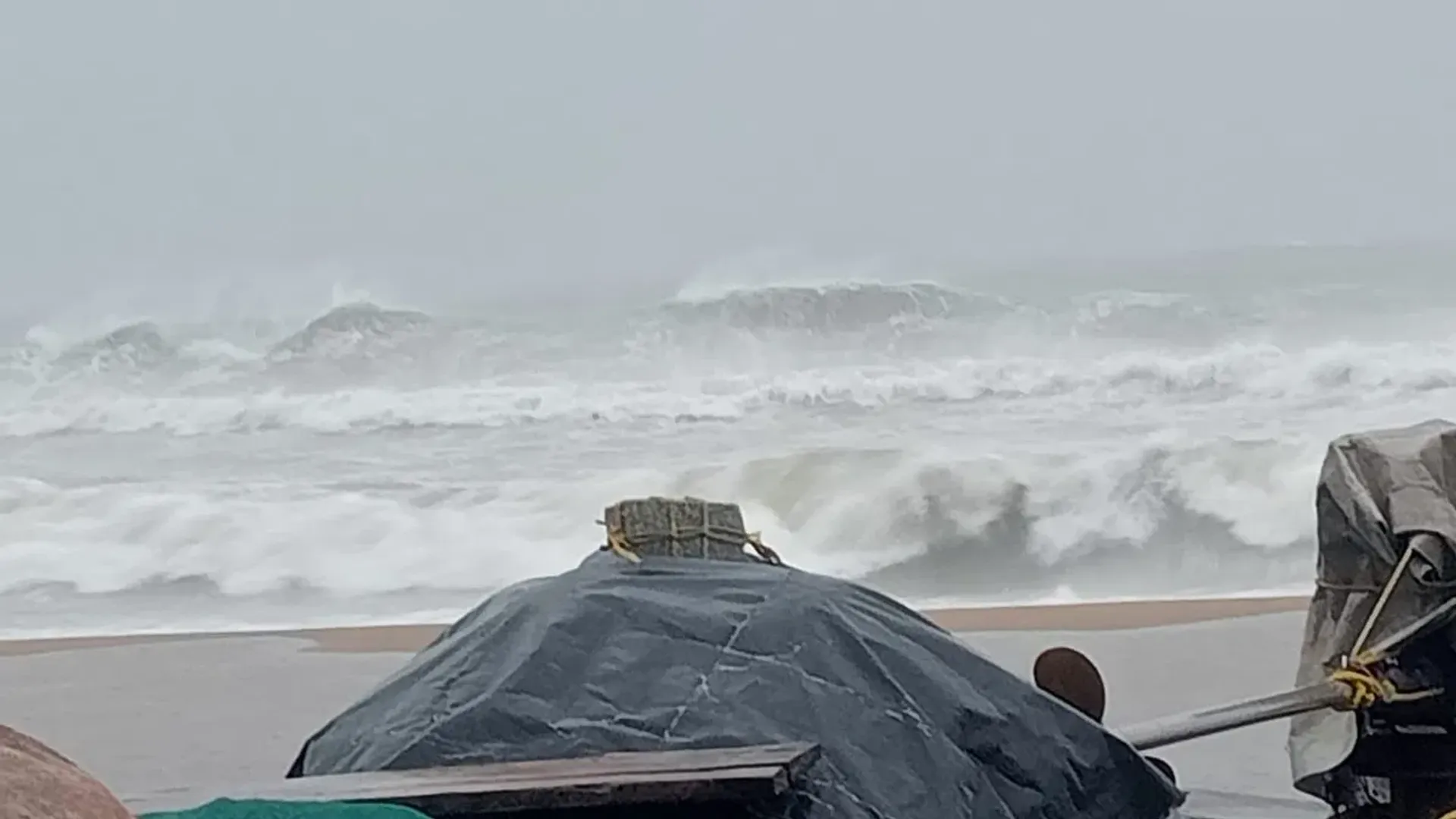  Odisha gears up as Cyclone Montha nears, 8 districts on high alert post image