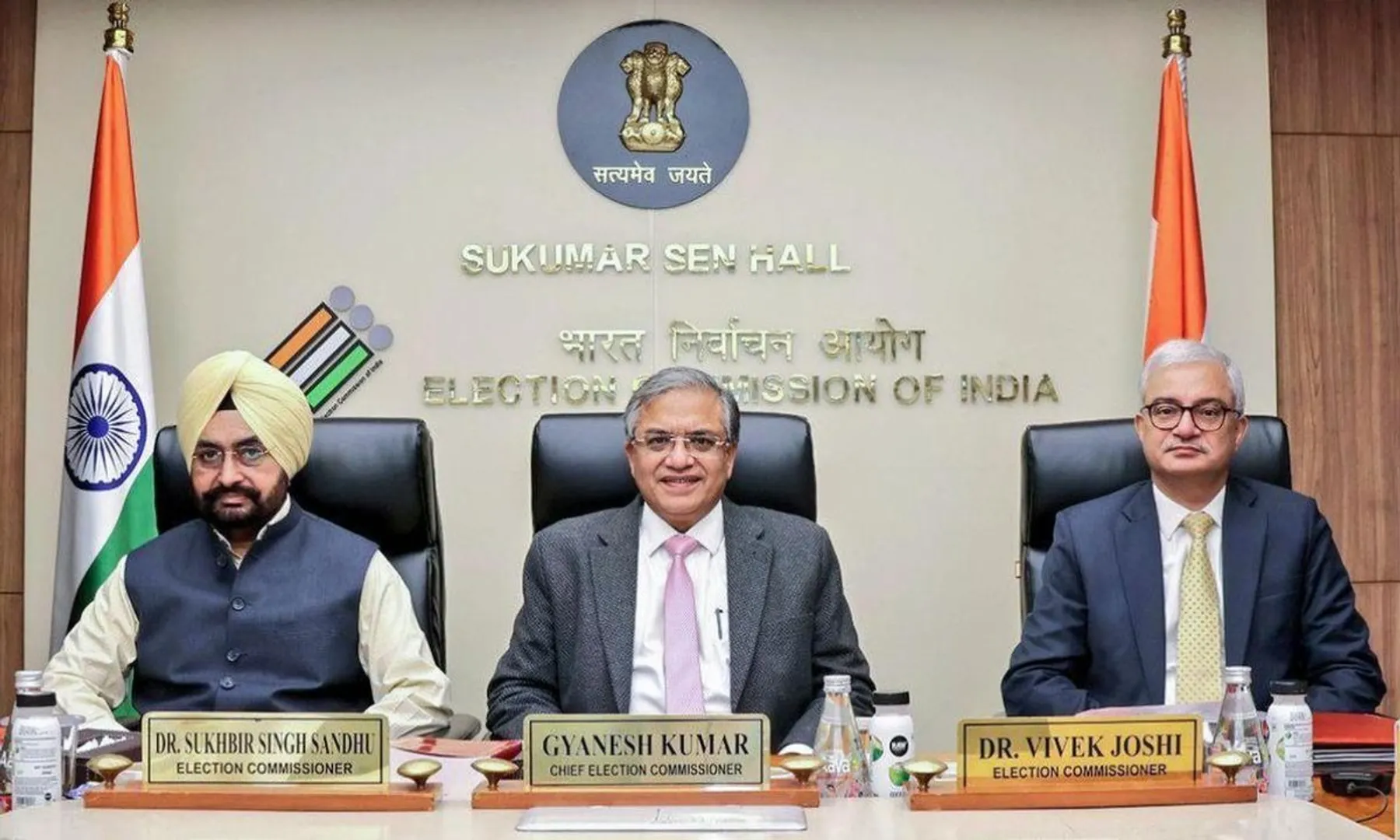  Pan-India SIR: EC to announce first phase of voter roll revision covering 10–15 states post image