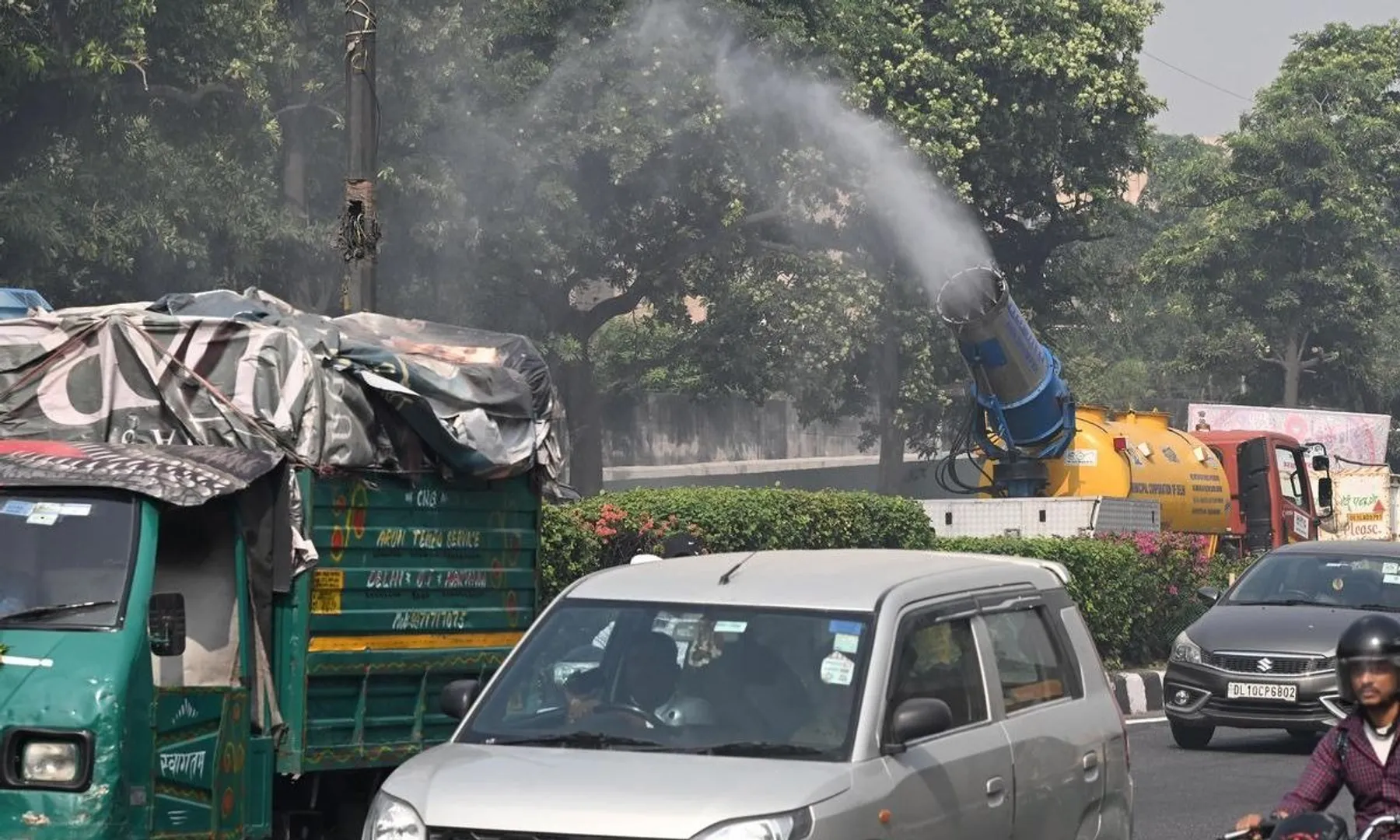  Delhi bans entry of older Diesel trucks from November 1 to curb pollution | Explained post image