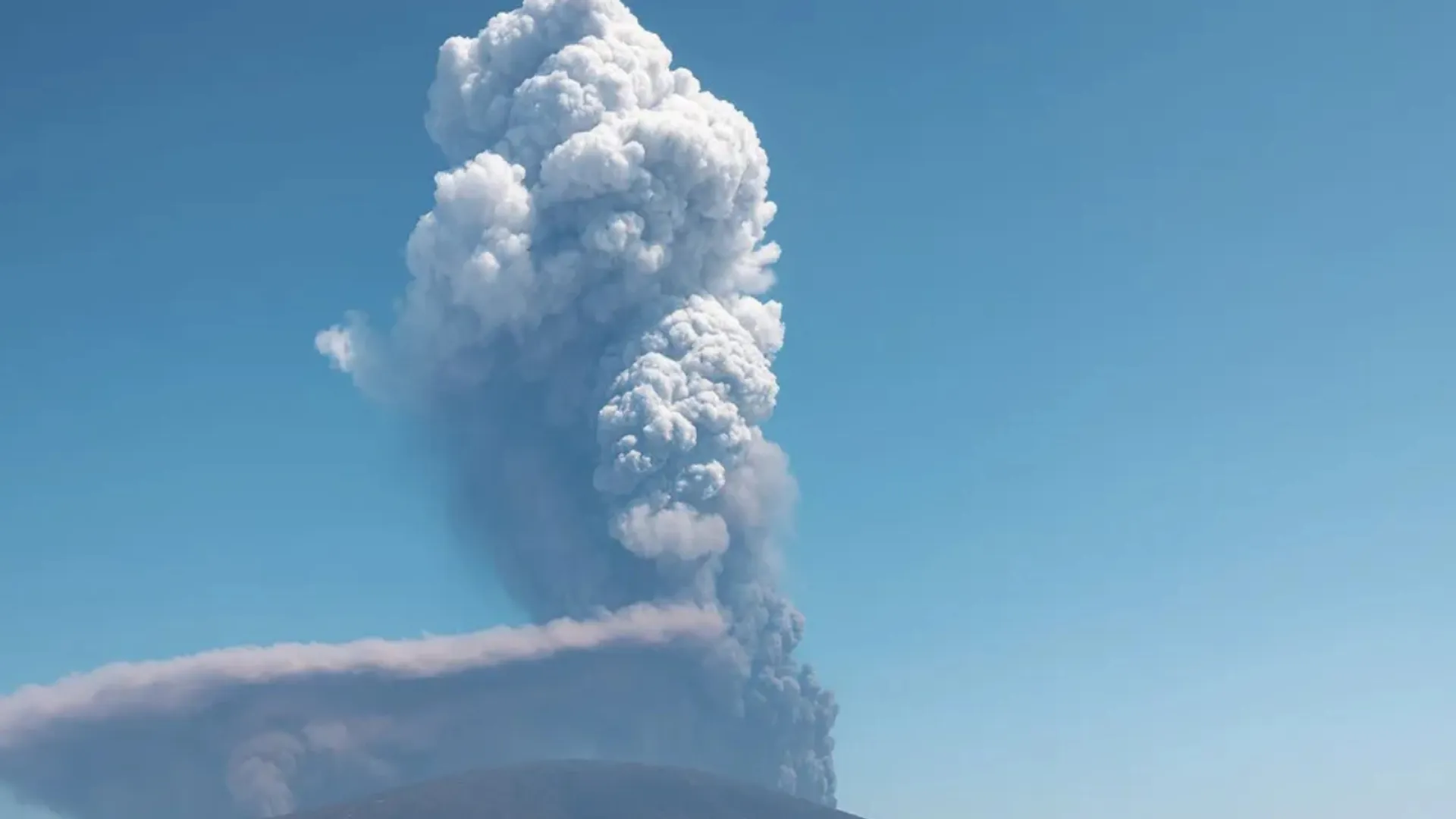  Volcano erupts in Ethiopia for the first time in 12,000 years; ash reaches Delhi 