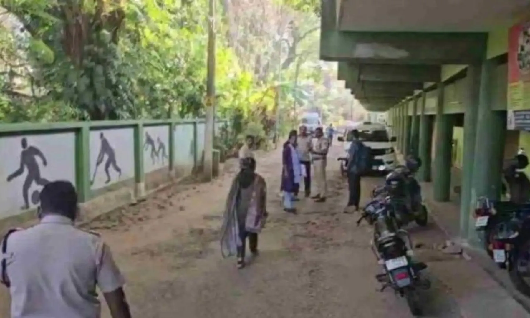  2 girls found hanging at Sports Authority of India hostel in Kerala 