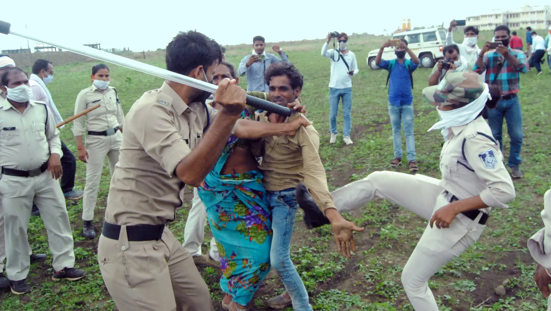 WATCH | Police brutality: Farmer and wife drink poison after cops beat and destroy their crops