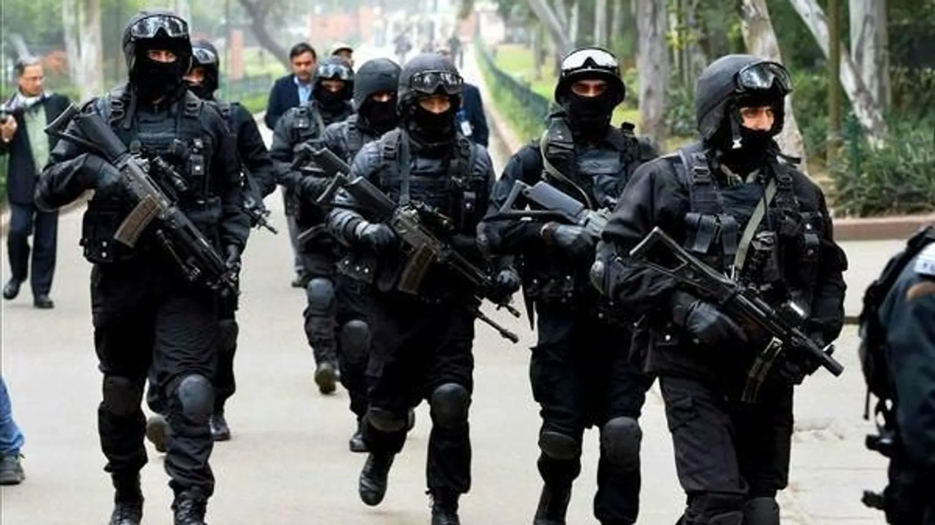 ISIS terrorist arrested in Delhi with IEDs & pistols after exchange of fire by Elite NSG Commandos