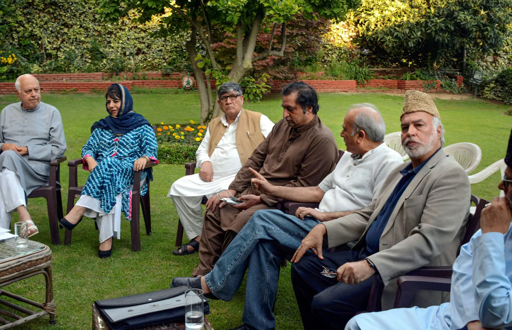 Congress and Kashmiri Parties challenge BJP, claim they’ll fight to revoke article 370 again and give back Kashmir to ‘locals’
