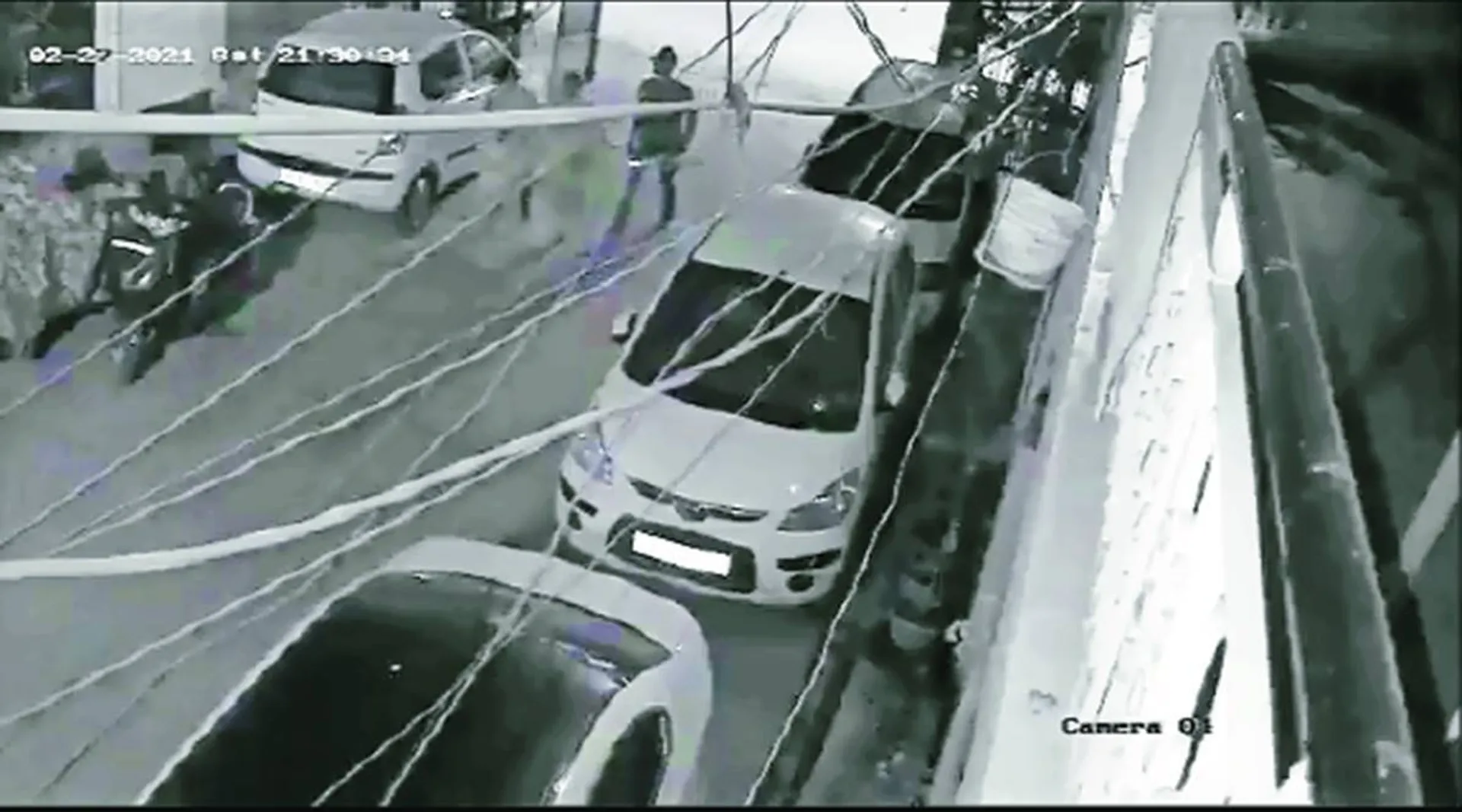 Delhi Woman carrying child stabbed to death for resisting snatching, metres away from home