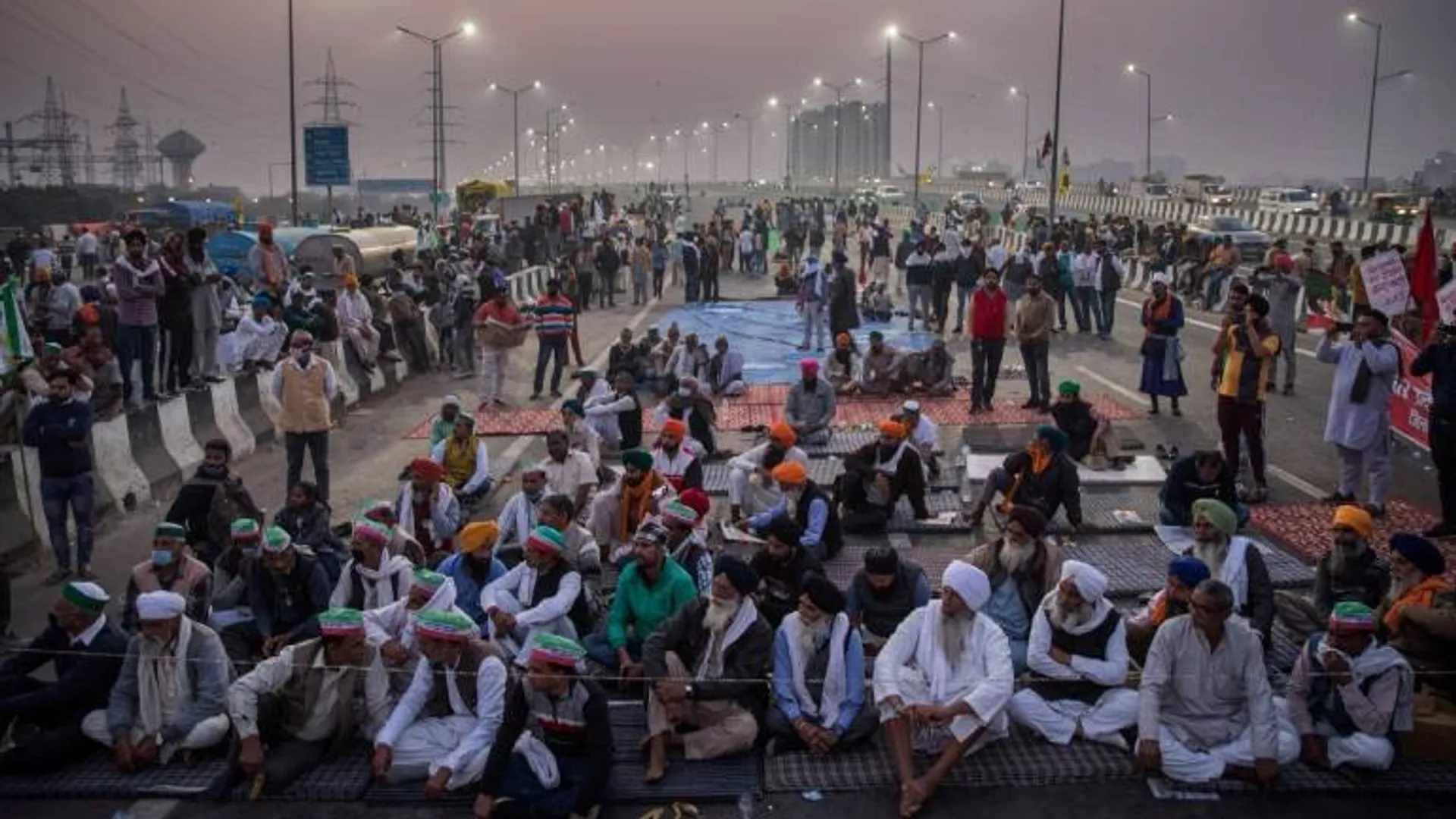 Farmer Protests behind 2nd wave of Pandemic says Government, but continue election rallies as if they are immune