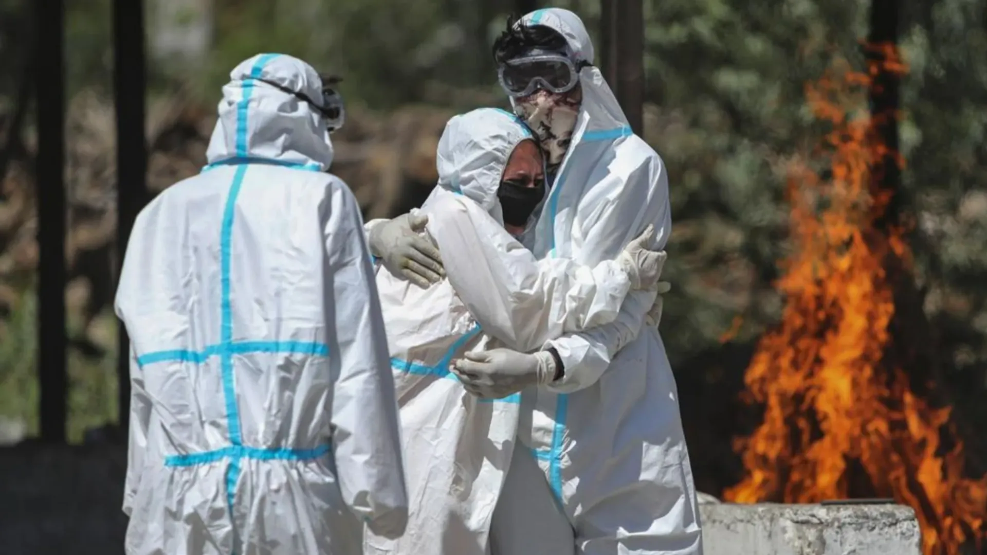 'Stop sharing visuals of funeral pyres & crematoriums, it is affecting our mental health': Top Psychiatrists in an open letter to media