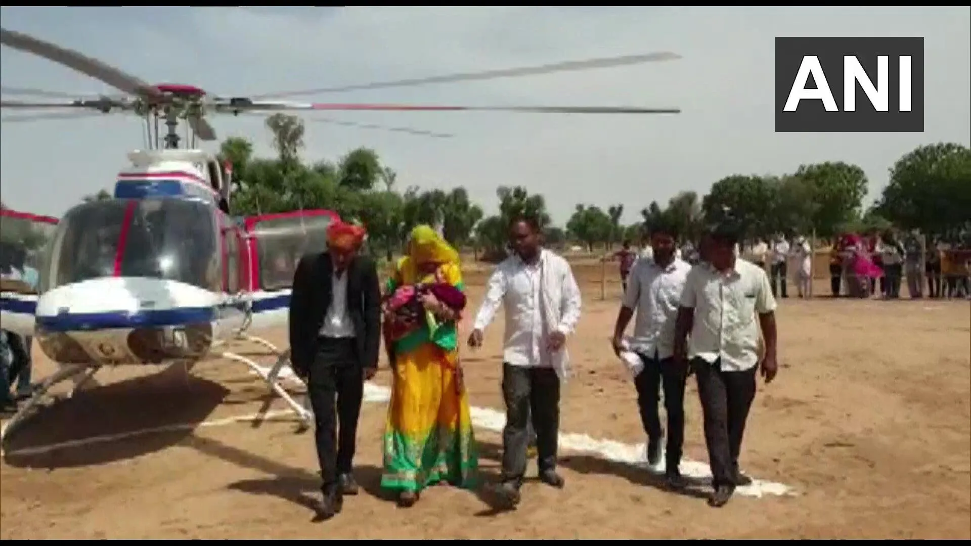 To welcome home the first girl child born in 35 years; a family hires a helicopter worth 4.5 lakhs in Rajasthan