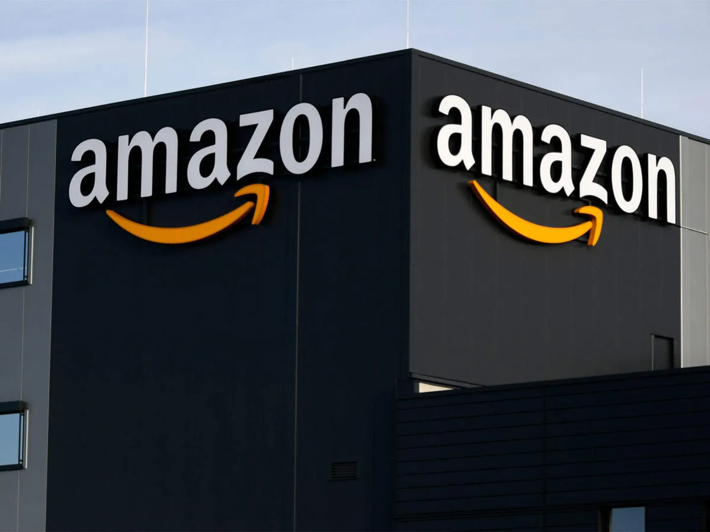 Amazon launches $250 million venture fund for medium and small-scale businesses in India