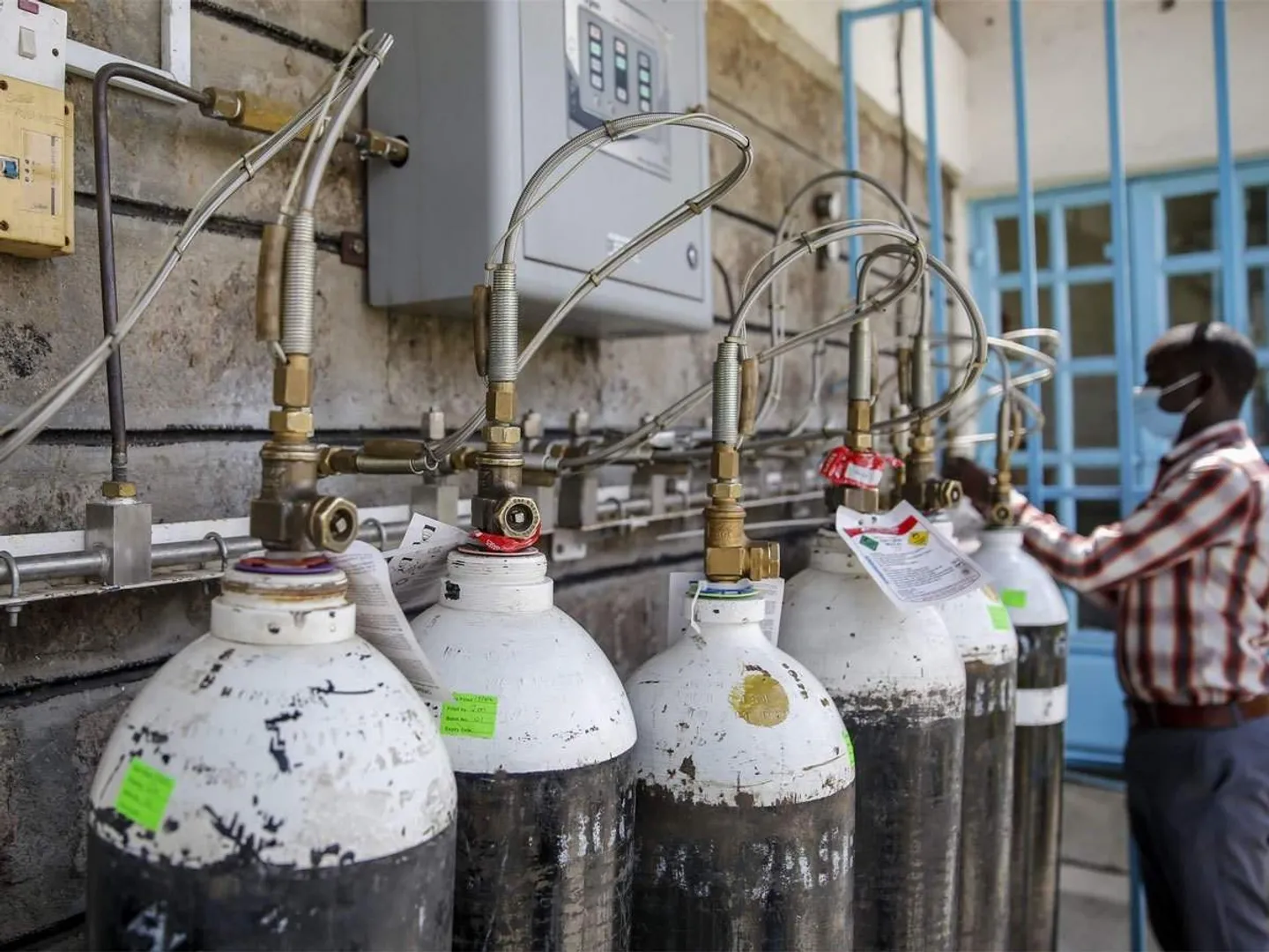 Finally some relief: Central government orders setting up of 551 Oxygen Plants in all districts using PM CARES fund