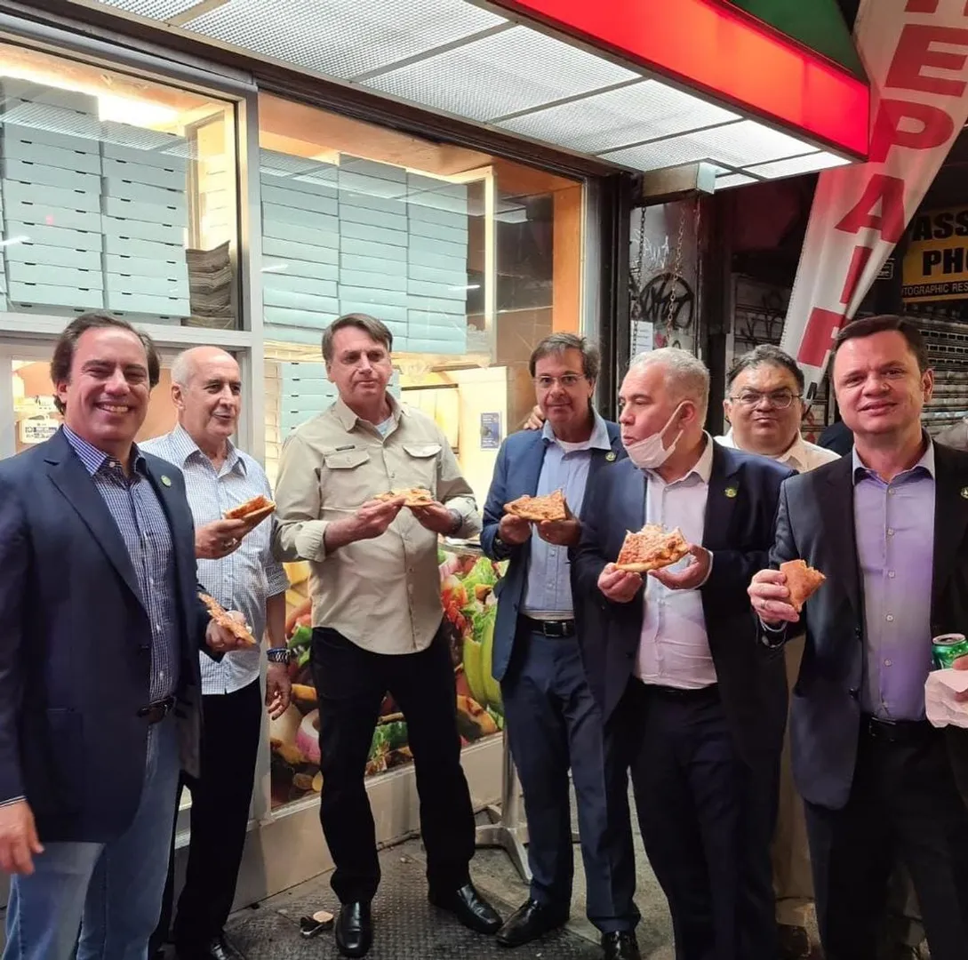 Brazil's President made to eat on the streets of New York as restaurants deny entry as he is 'unvaccinated'