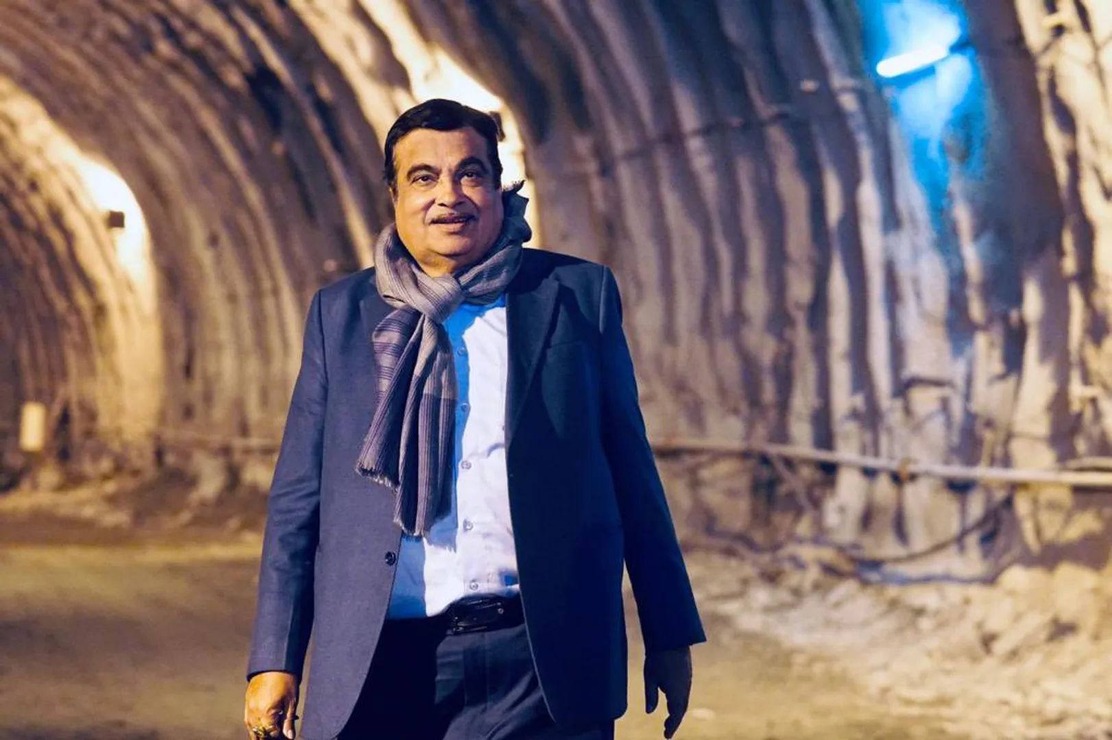 Zojila tunnel project must be completed before 2024 elections, says Nitin Gadkari, reviews construction pace
