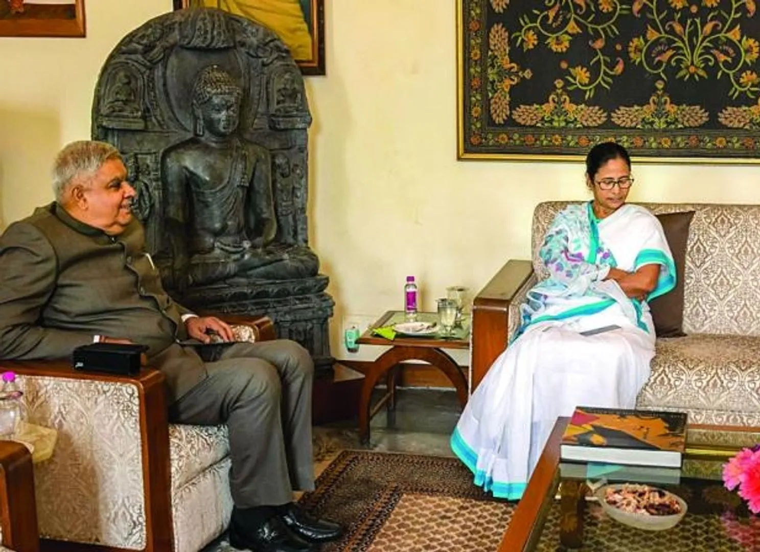Mamata Banerjee blocks Governor Jagdeep Dhankhar's account on Twitter, accuses him of tapping phones