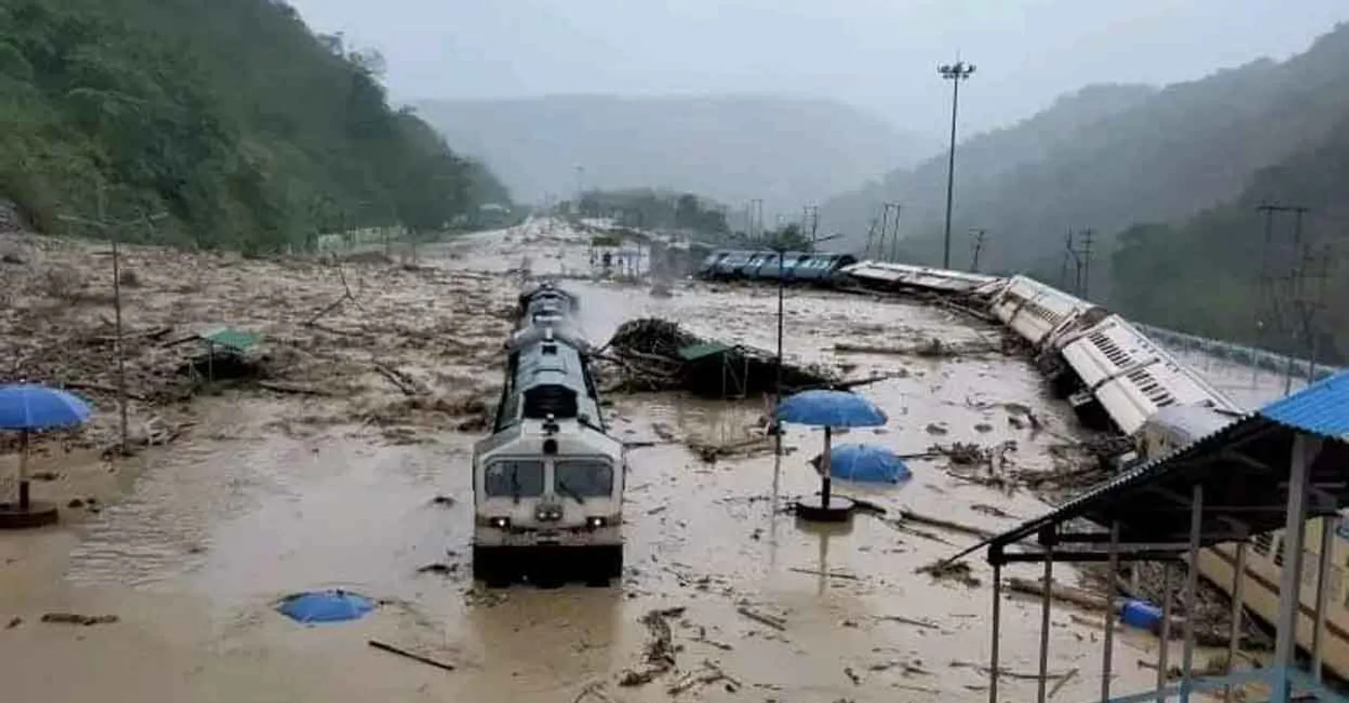 2 lakh people affected in Assam's 20 districts, 5 dead amid floods; Dima Hasao cut off from rest of state