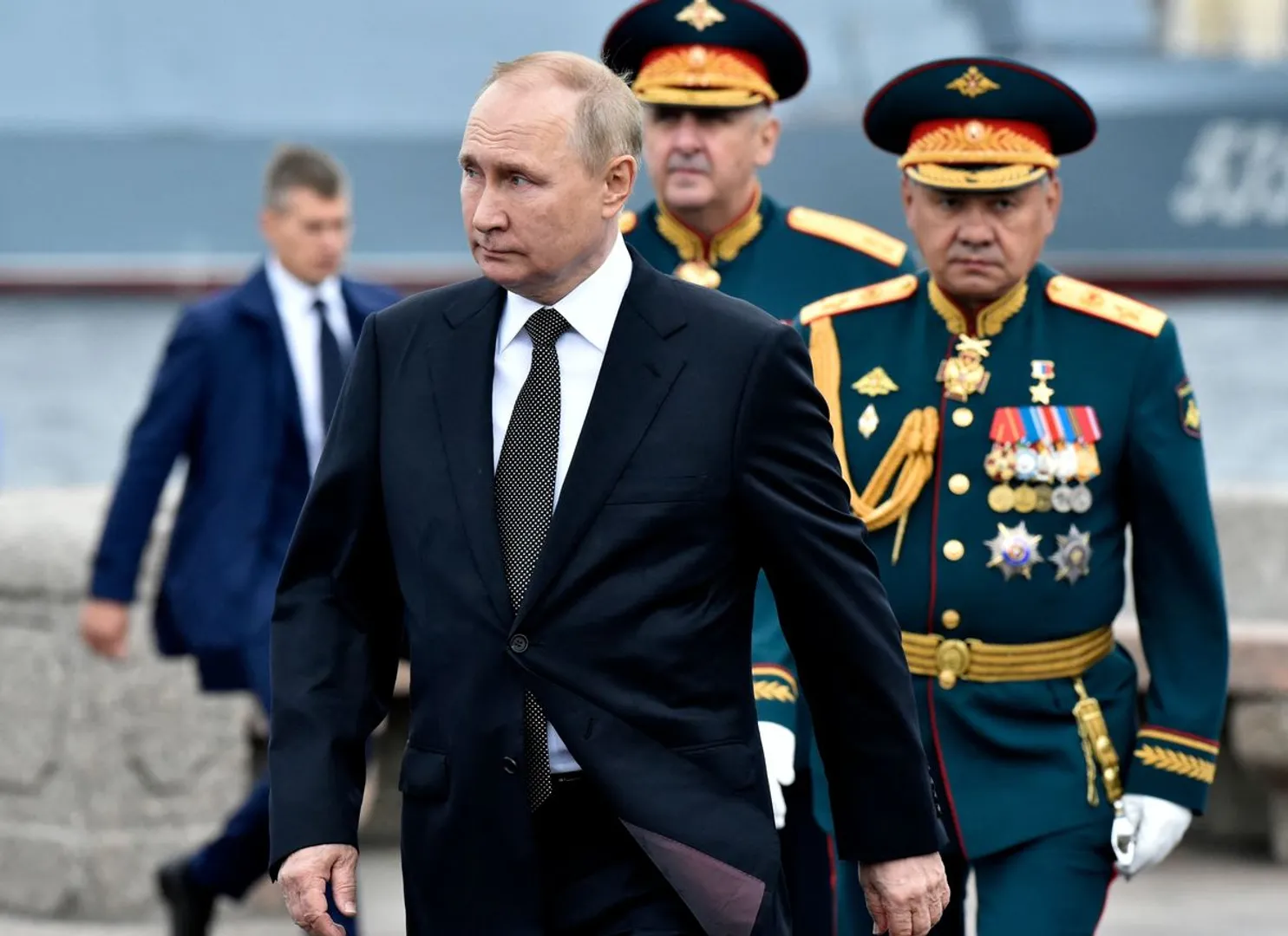 Putin threatens nuke response after ordering military mobilization