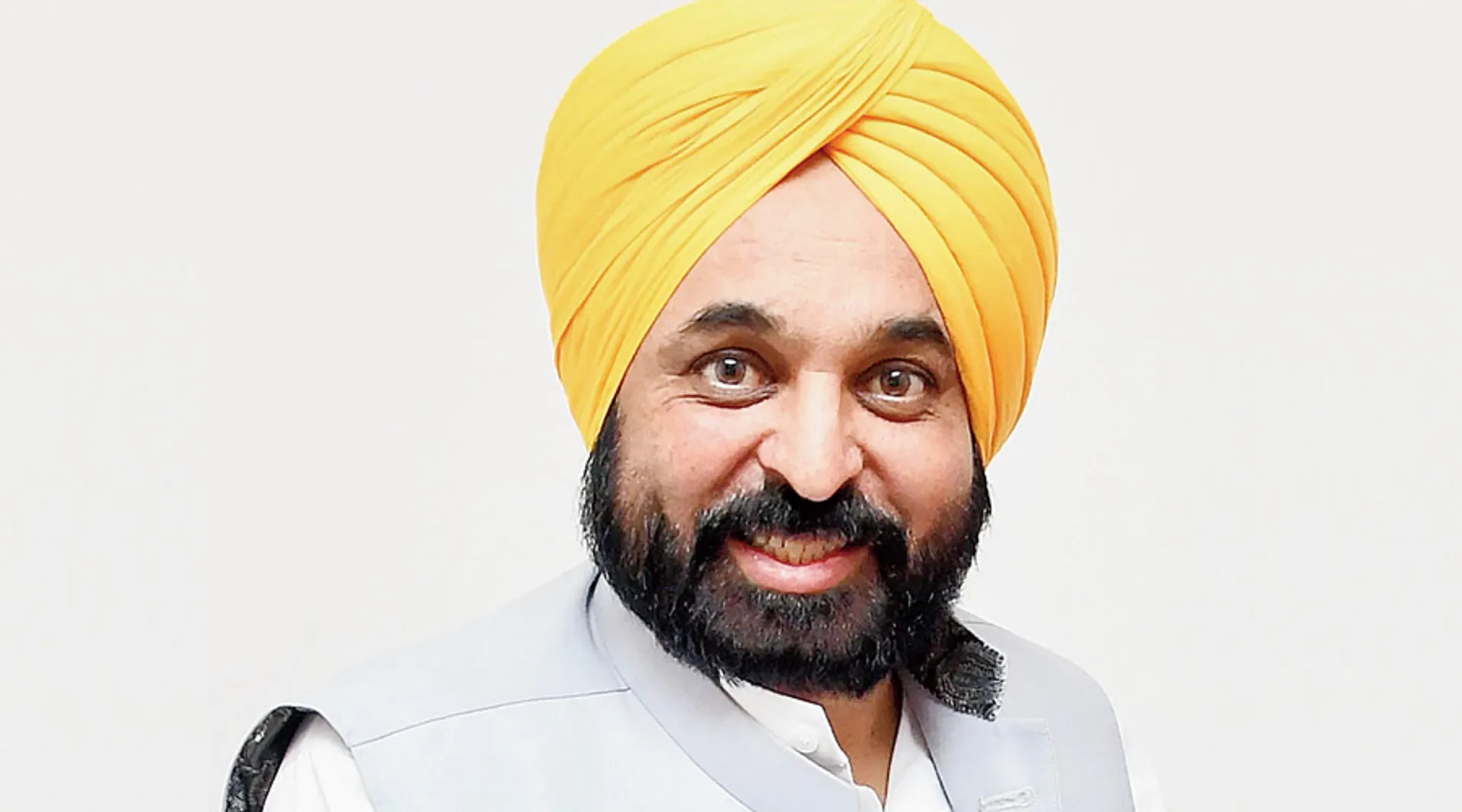 Punjab CM Bhagwant Mann was deplaned in Frankfurt for being drunk alleges Akali Dal