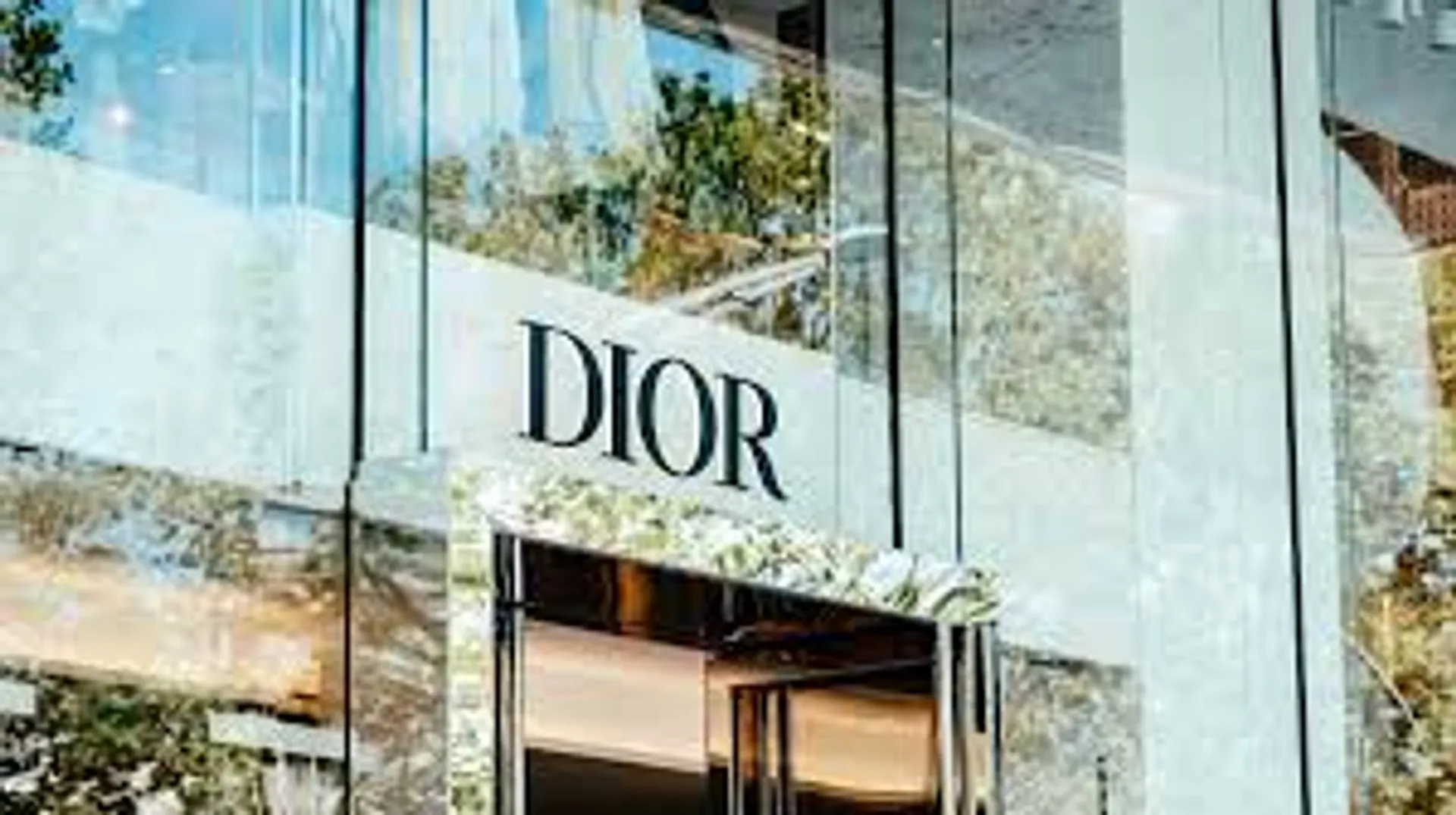 Dior to Showcase Pre-Fall 2023 Collection in India for the First Time