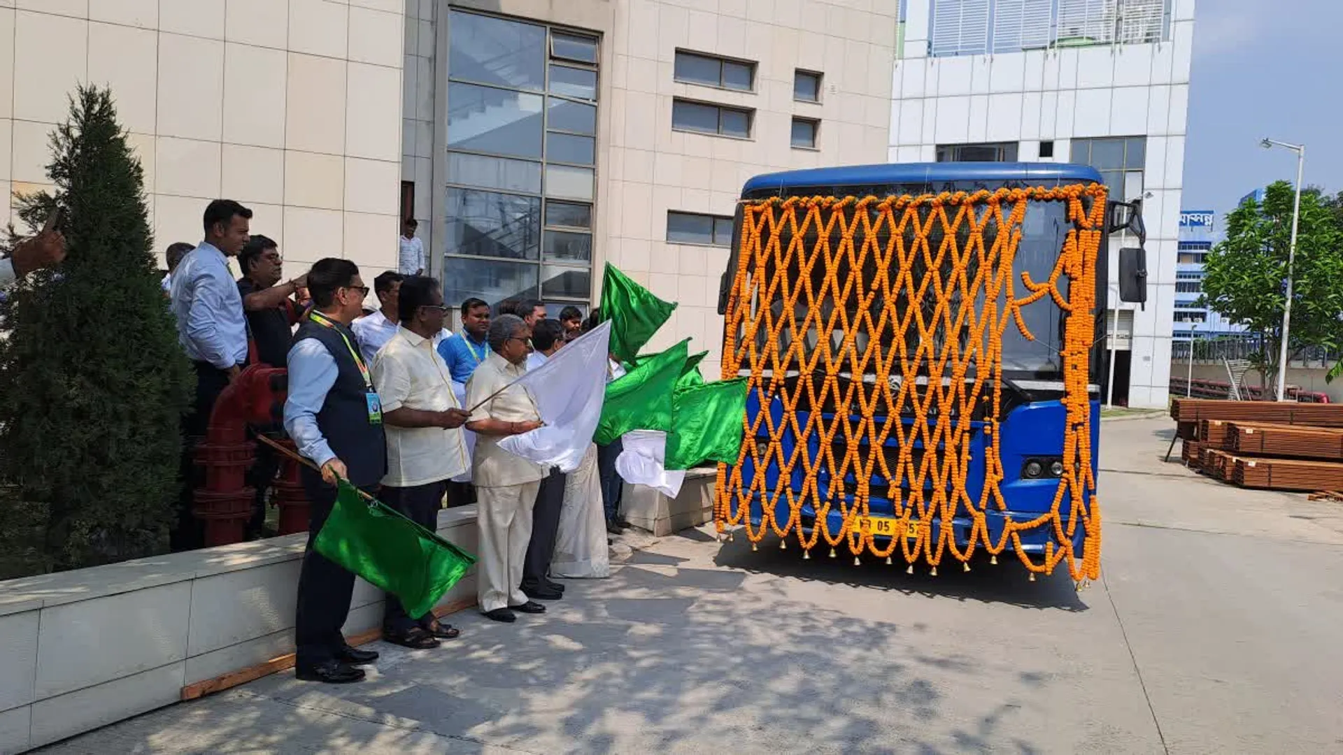 West Bengal govt launches buses with air purifiers in Kolkata to beat pollution