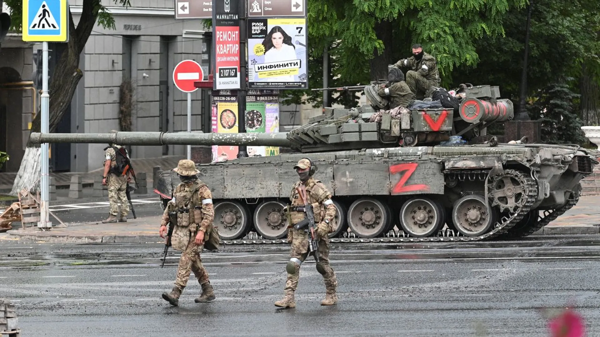Russia-Ukraine War: Wagner boss claims Rostov and threatens to march on Moscow