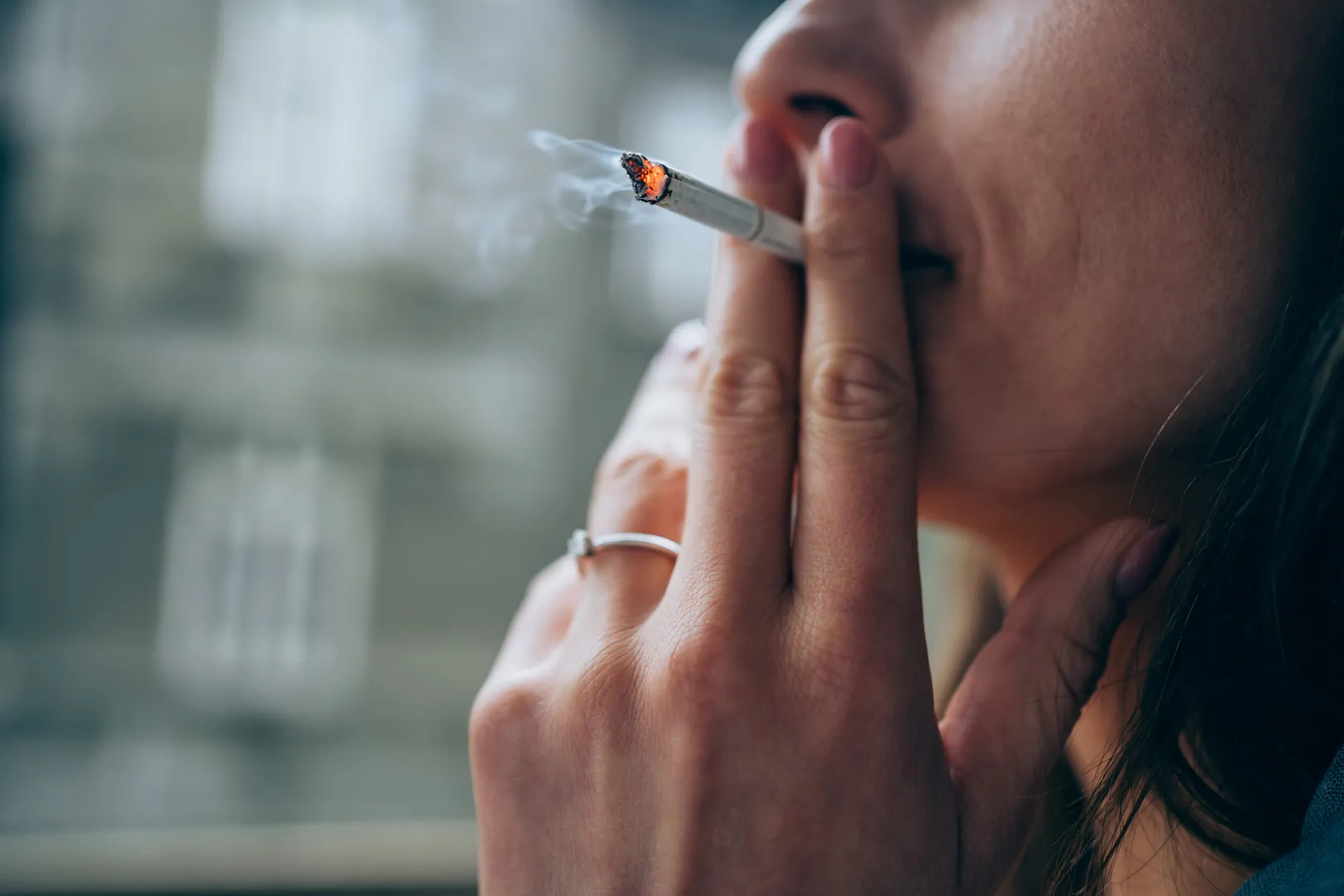 Hong Kong asks citizens to stare at people who are smoking, in a bid to reduce smokers
