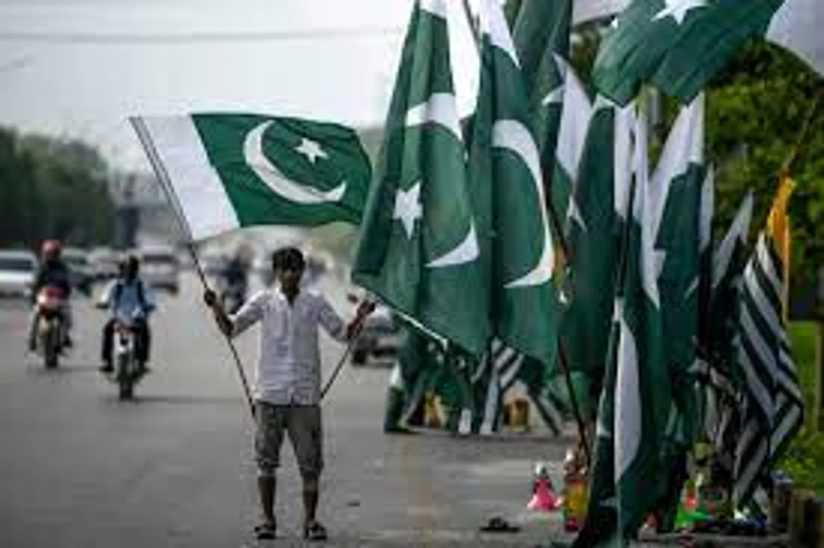 Pakistan to offer citizenship to people who invest heavily in the country