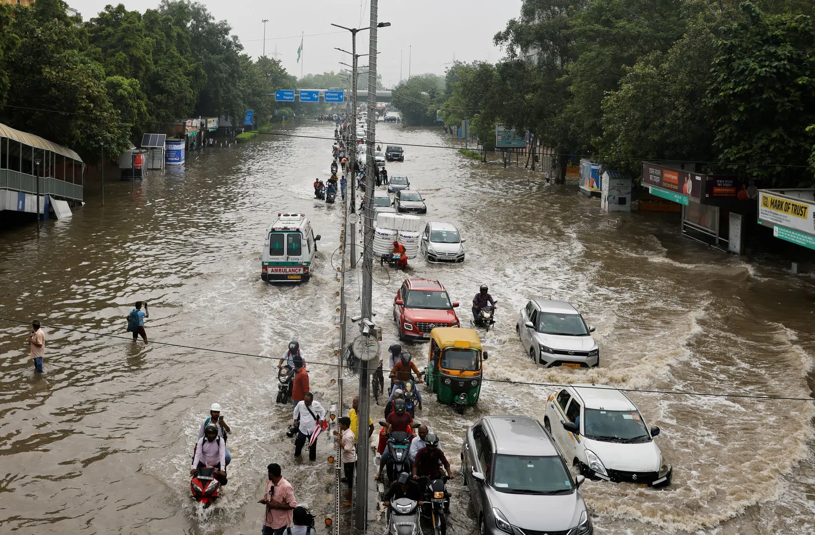 66% of total population exposed to extreme floods, only 33% got covered by the ‘early warning system’: Study