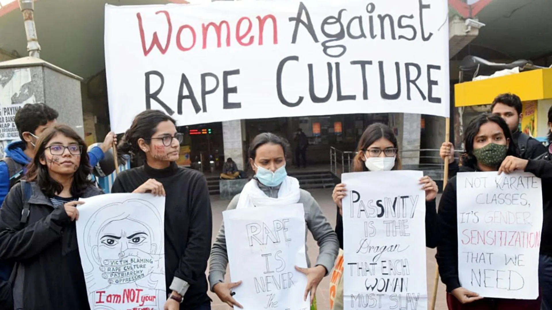 Woman takes drastic action: Genitals of rapist slit in Banka district, Bihar