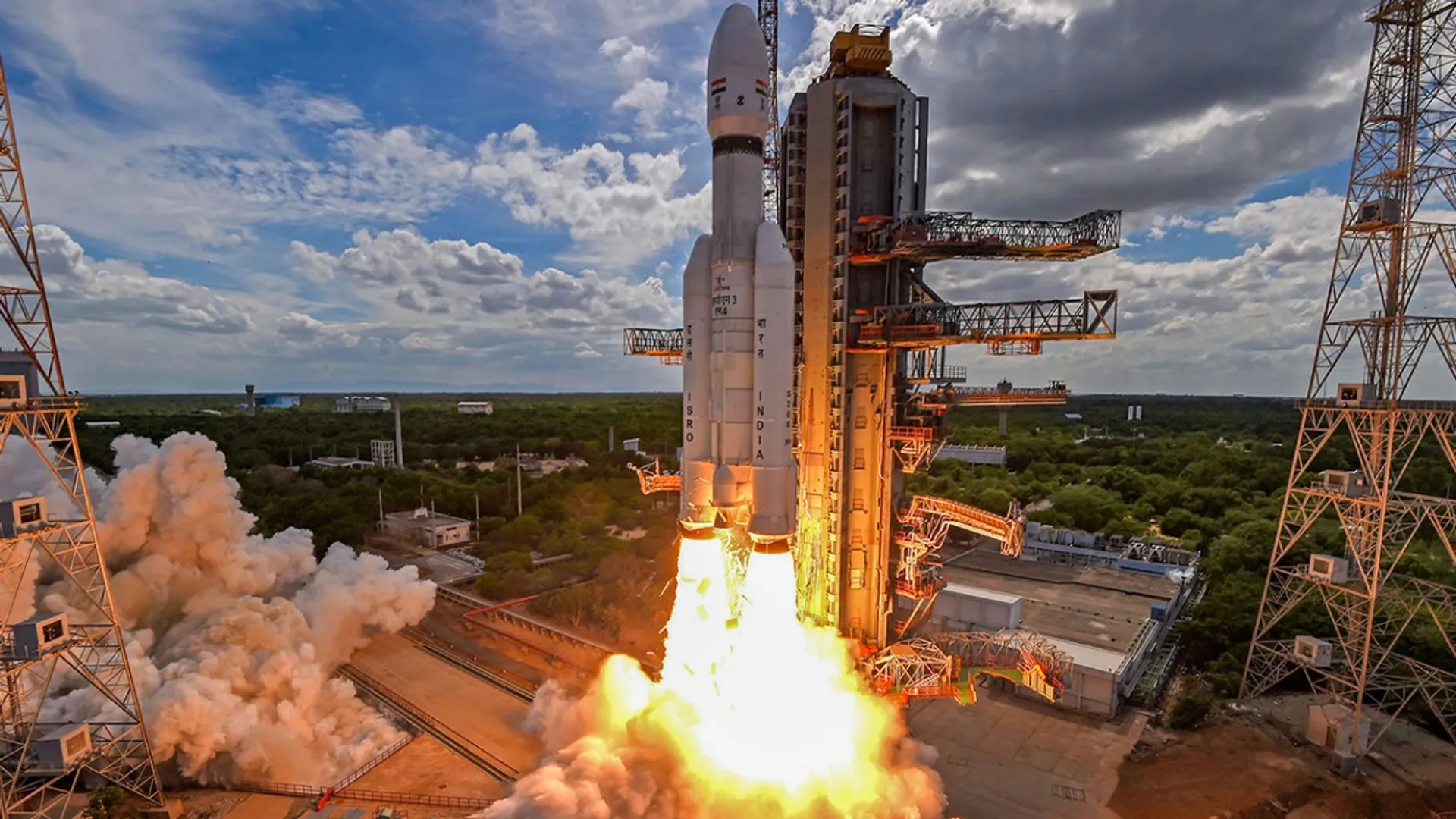 Chandrayaan-3 leaves Earth’s orbit, begins its journey to the moon