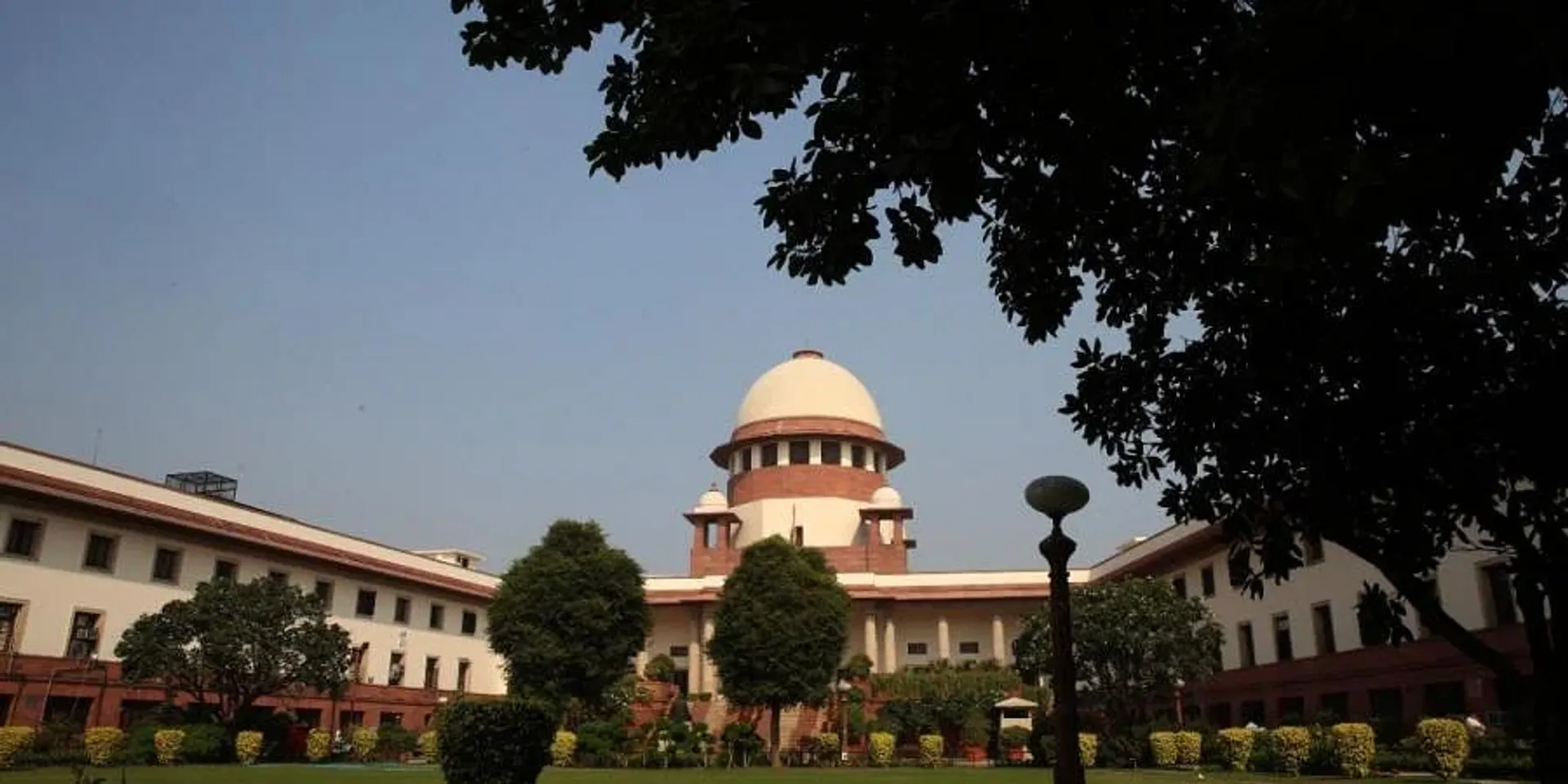 Supreme Court to lay down guidelines for summoning govt officers