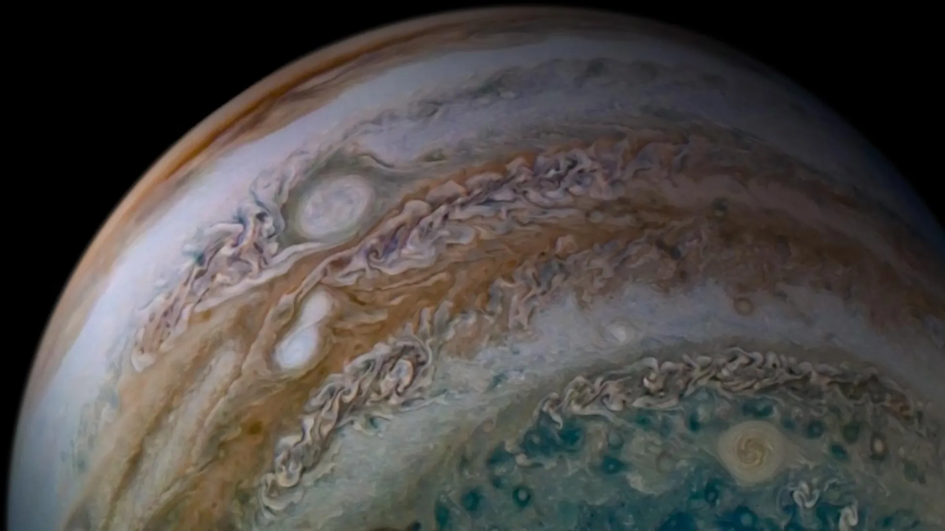NASA's Juno probe shows amazing pictures of Jupiter and its storms up close