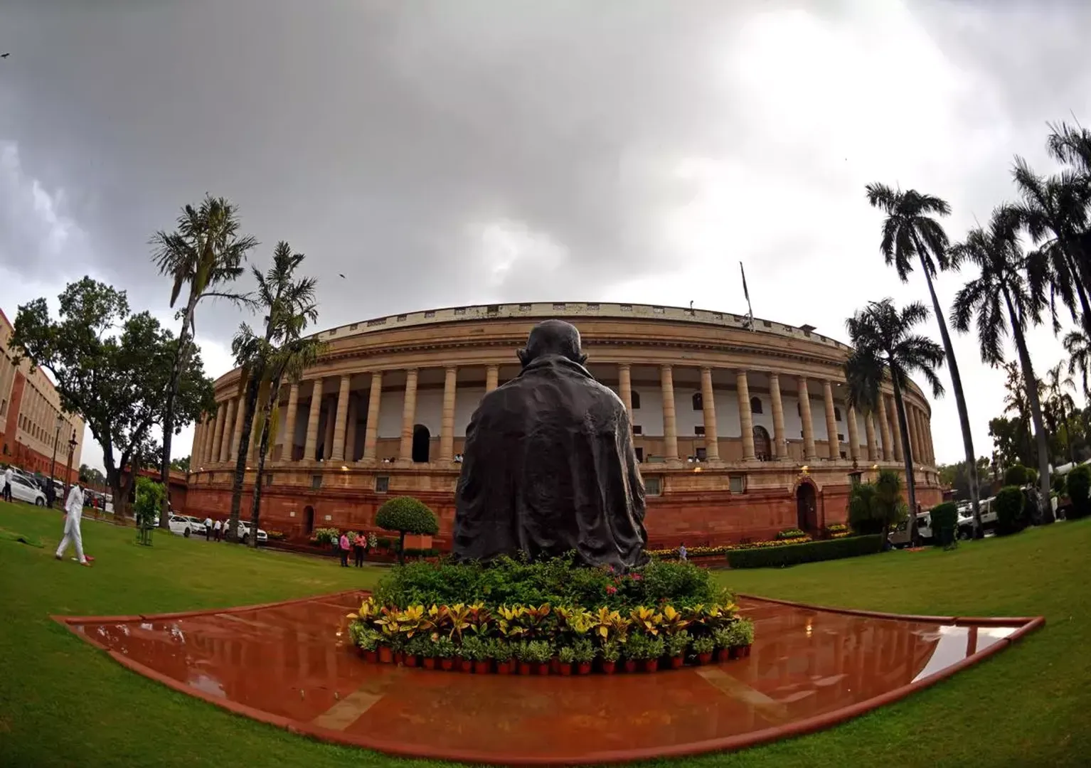 Govt calls a 'Special Session of Parliament' later this month, gives no reason