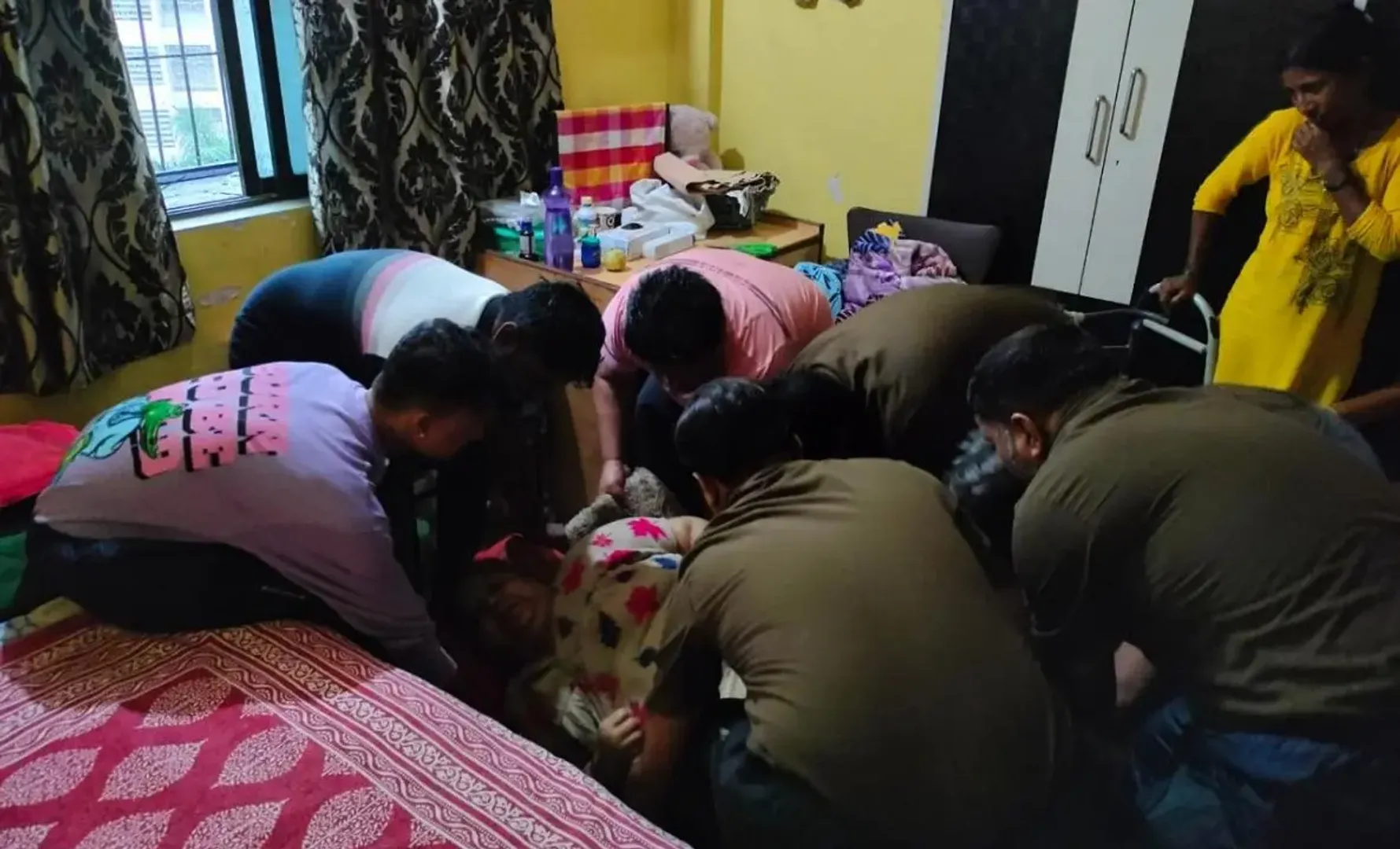 Regional Disaster Management Cell rescues 160 kg Thane woman