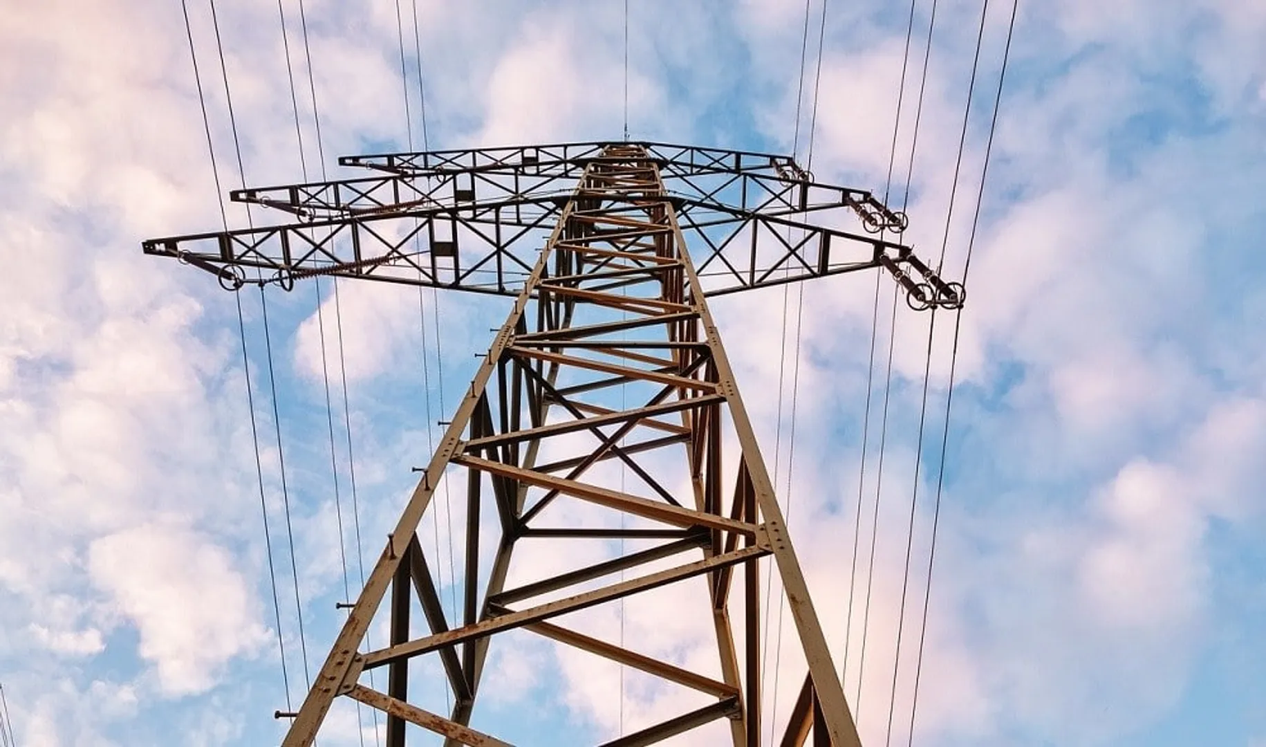 UP gears up for a bright Diwali, Dhanteras, and Dussehra with uninterrupted power supply