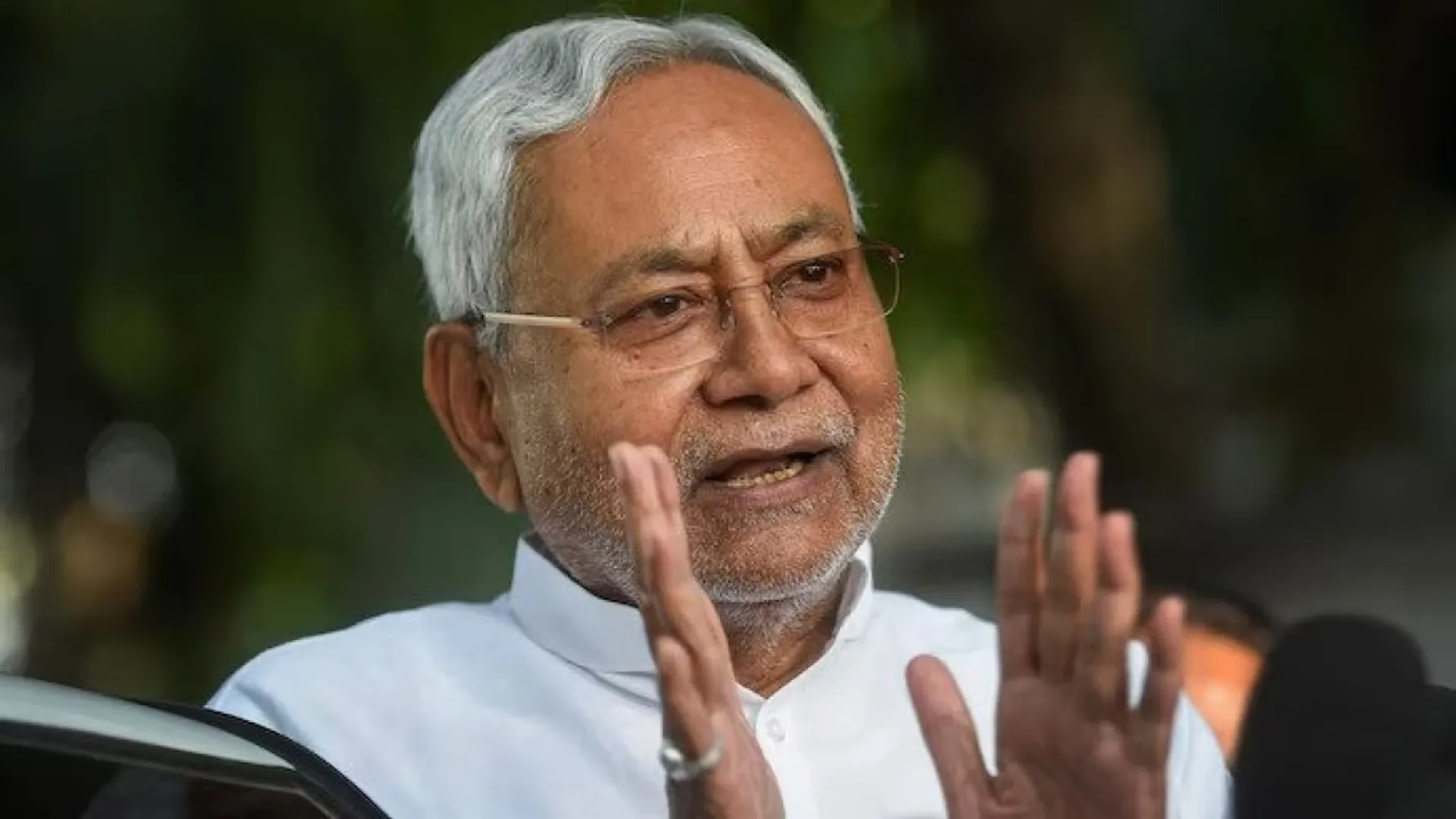 'I apologise, take back my words' says Nitish Kumar amidst controversy over population control comments