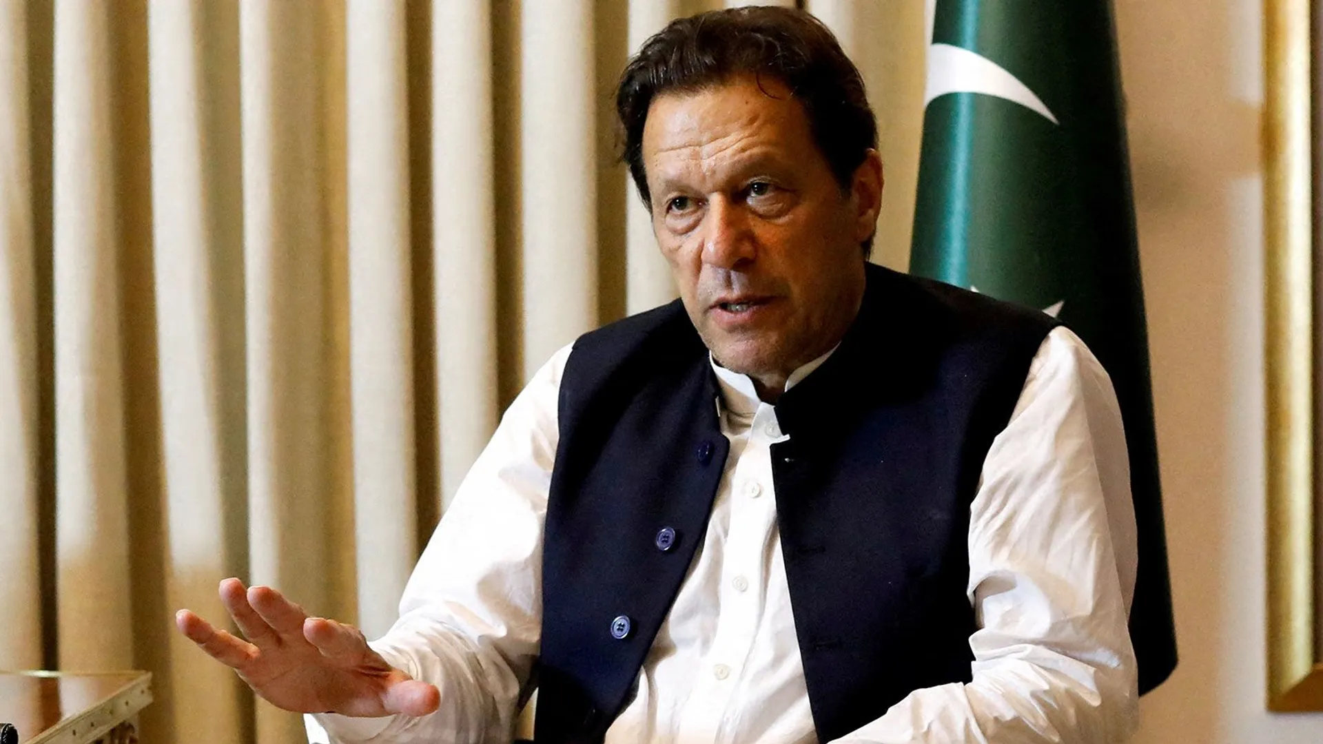 Ex-Pakistan PM Imran Khan utilizes AI voice clone to campaign for General Elections from jail