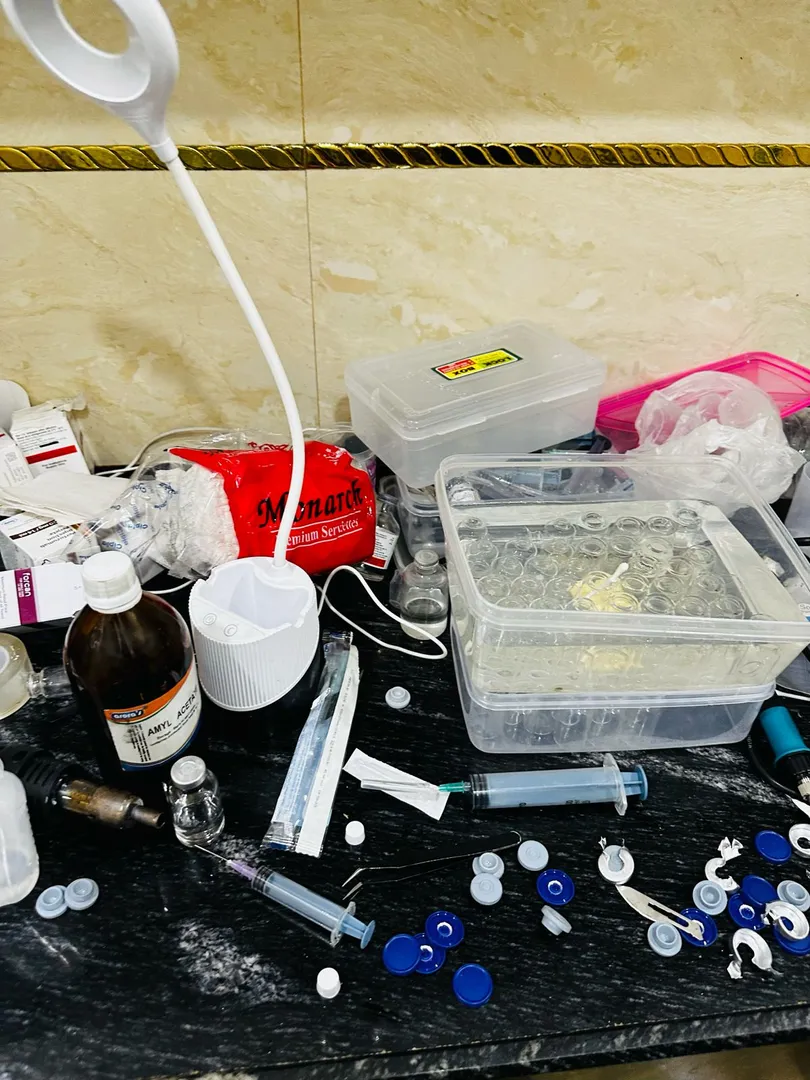 Delhi Gang Sells Rs. 100 Fungus Medicine for Rs. 2 Lakh as Cancer Injections