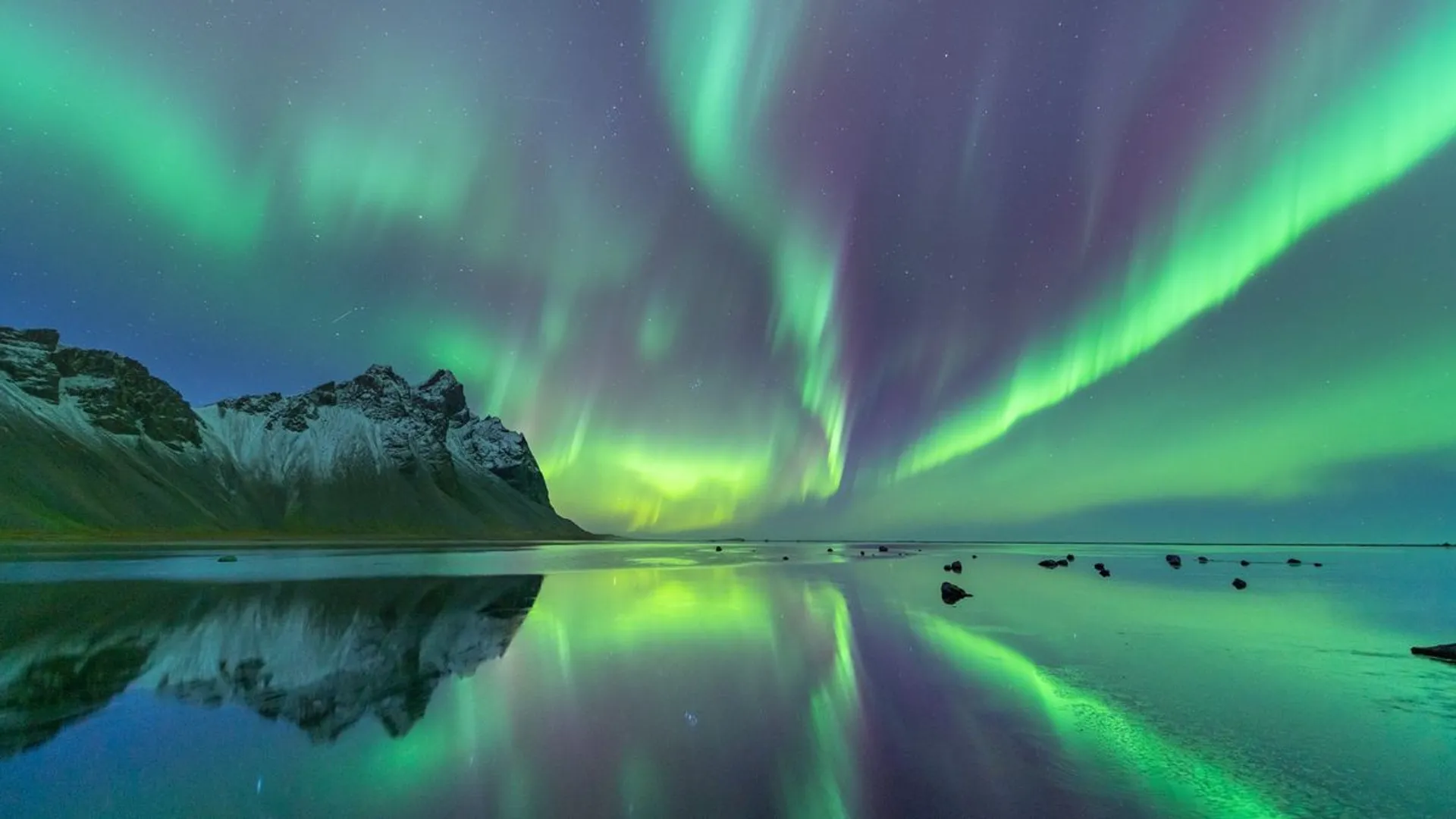 Beautiful northern lights could be visible over some northern and upper mid-west states