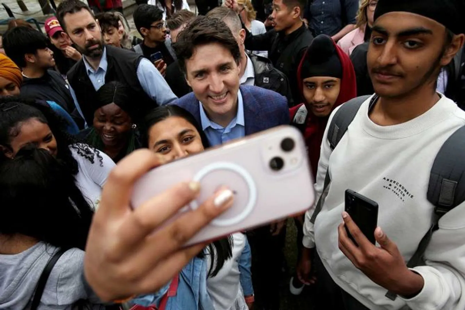 Unprecedented record number of Indian students in Canada: MEA