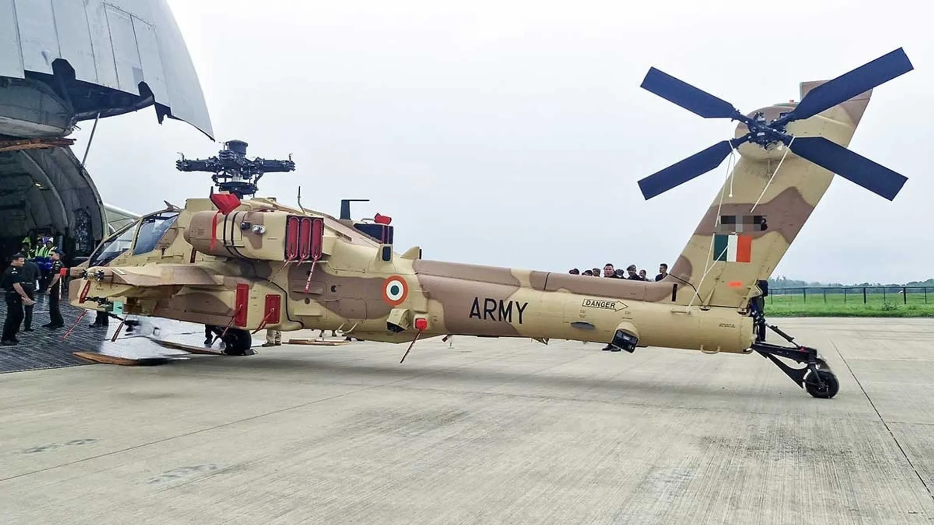 indian-army-apache-222428251-16x9_0