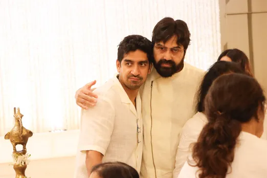 Many stars from the film fraternity were seen at the prayer meet of late director composer Rono Mukherjee