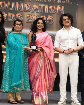 Jamie Lever with  Sonu Nigam and Sushma Shiromanee