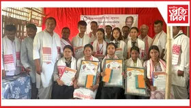 শ্ৰীমন্ত শঙ্কৰদেৱ বিদ্যালয় ঢকুৱাখনাৰ কৃতী শিক্ষার্থীলৈ 