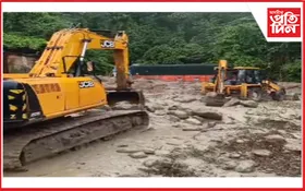 মেঘালয়ৰ কুলিয়াঙত সংঘটিত ভূমিস্খলন এলেকা যানবাহন চলাচলৰ বাবে মুকলি