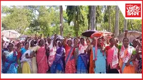 চাহ শ্ৰমিকৰ ন্যায্য প্ৰাপ্তিৰ দাবীত তিতাবৰ চুঙী চাহ বাগিচাত প্ৰতিবাদ